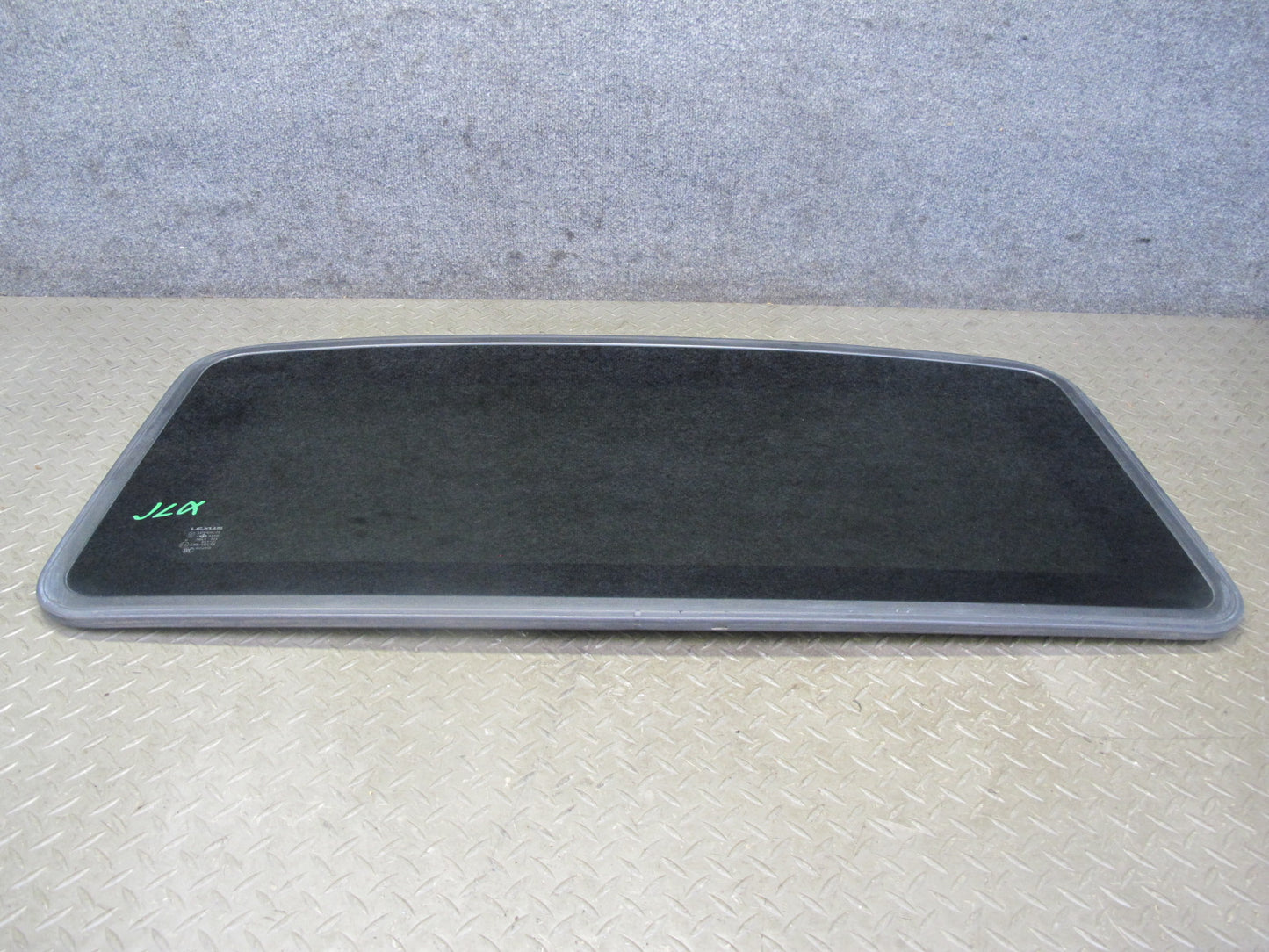 2001-2007 Lexus UZJ100L LX470 Sunroof Glass Window