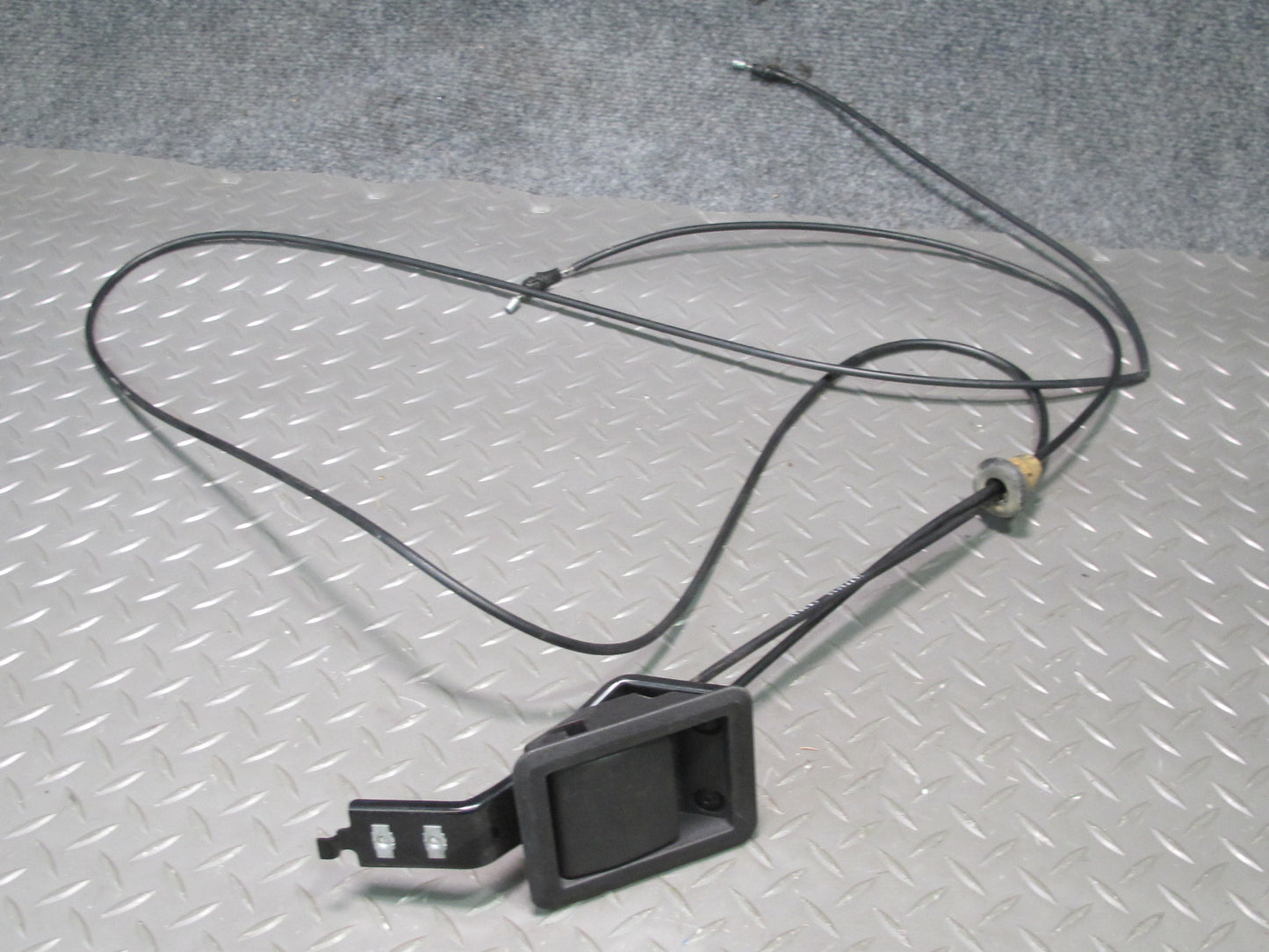 06-10 Pontiac Solstice Saturn SKY Front Hood Lock Latch Set w Release Cable OEM