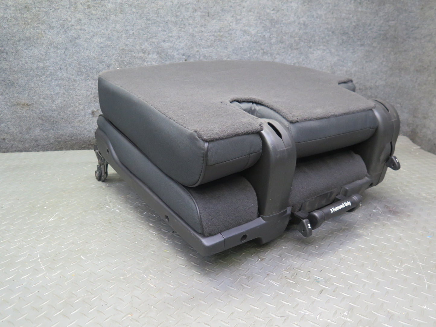 2012-2014 Cadillac Escalade Platinum Rear Right Third 3RD ROW Leather Seat