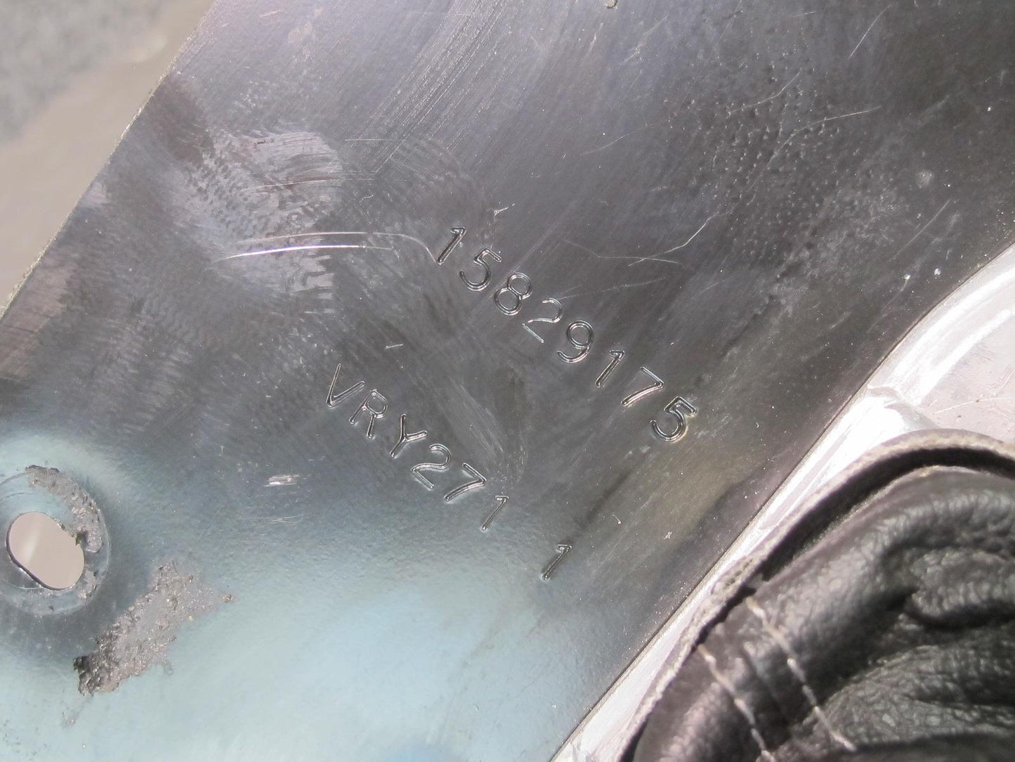 06-07 Pontiac Solstice A/T Auto Transmission Gear Shifter w Knob & Trim 20K OEM