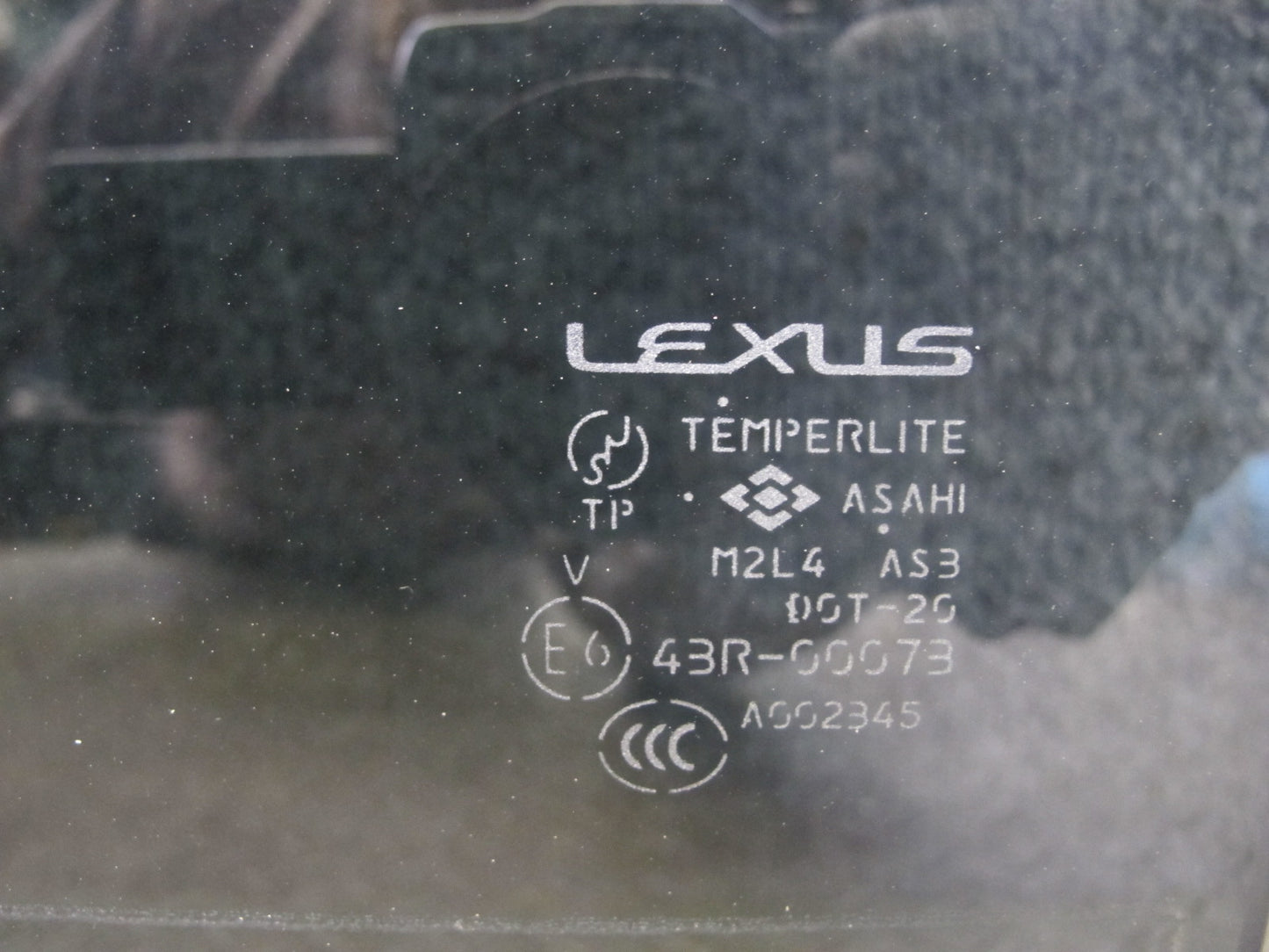 2003-2007 Lexus UZJ100L LX470 Rear Left Door Glass Window