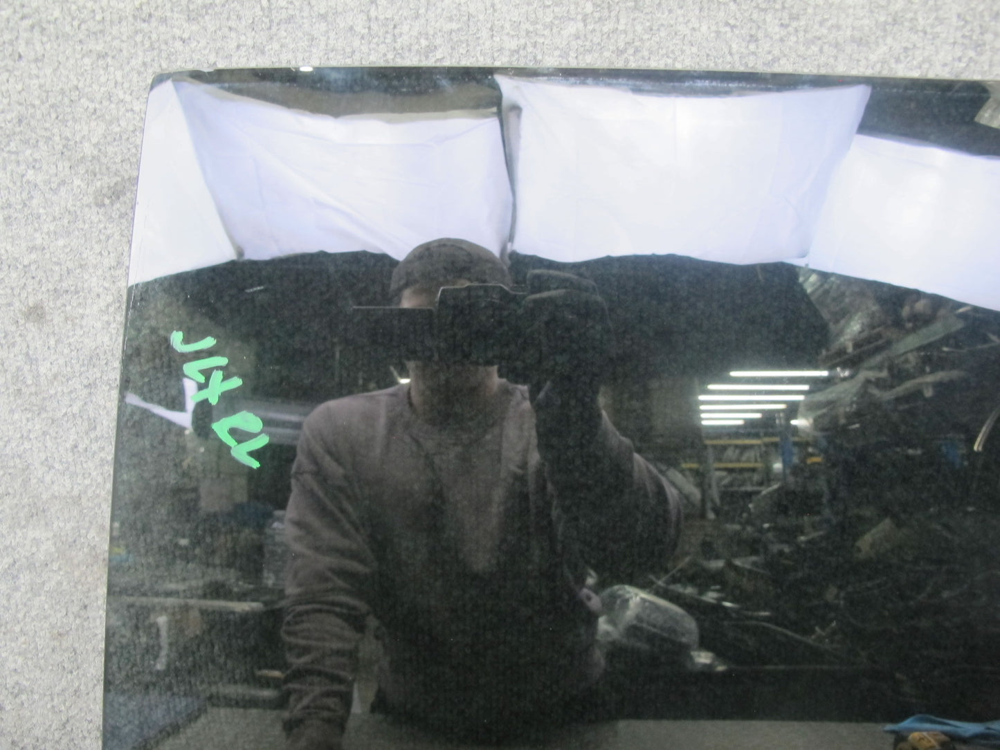 2003-2007 Lexus UZJ100L LX470 Rear Left Door Glass Window