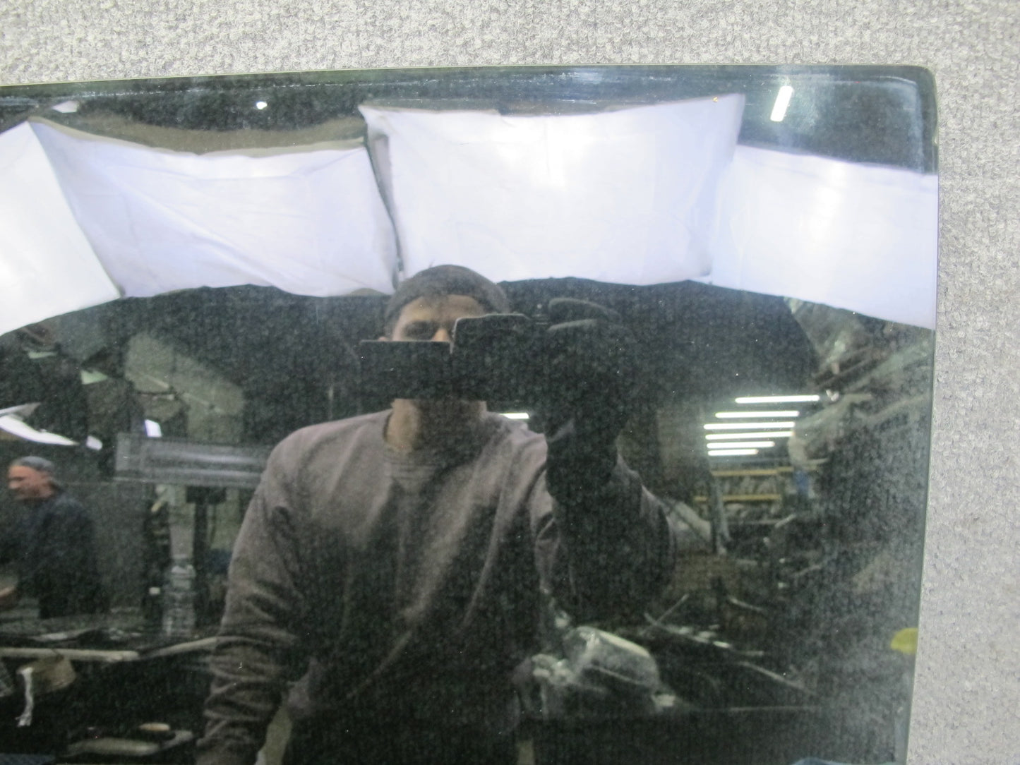 2003-2007 Lexus UZJ100L LX470 Rear Left Door Glass Window