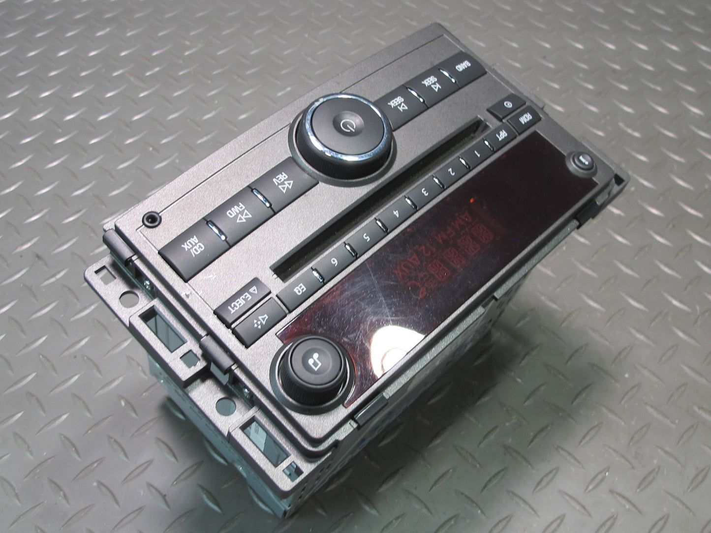 06-08 Pontiac Solstice AM FM Stereo Radio CD Disc Player Head Unit 15878904 OEM