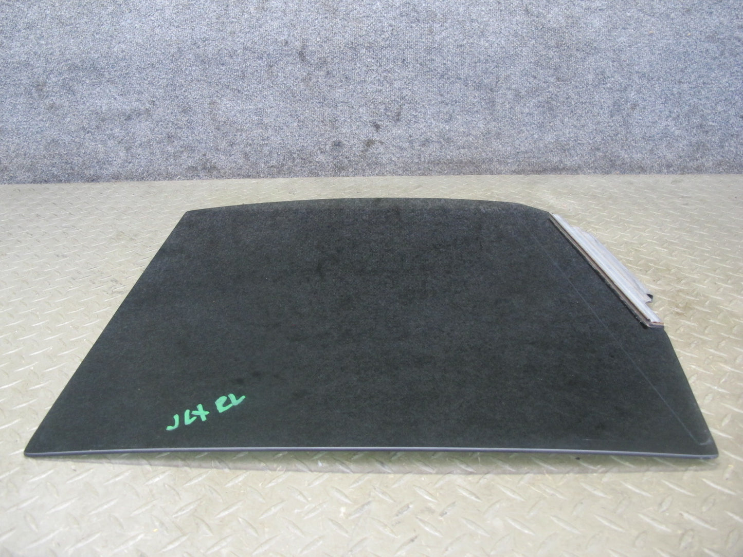 2003-2007 Lexus UZJ100L LX470 Rear Left Door Glass Window