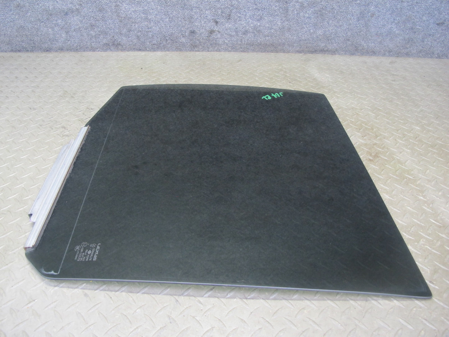 2003-2007 Lexus UZJ100L LX470 Rear Left Door Glass Window
