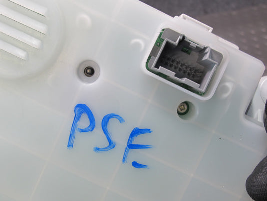 06-09 Pontiac Solstice 2.4L A/T Instrument Cluster Gauge Speedometer OEM