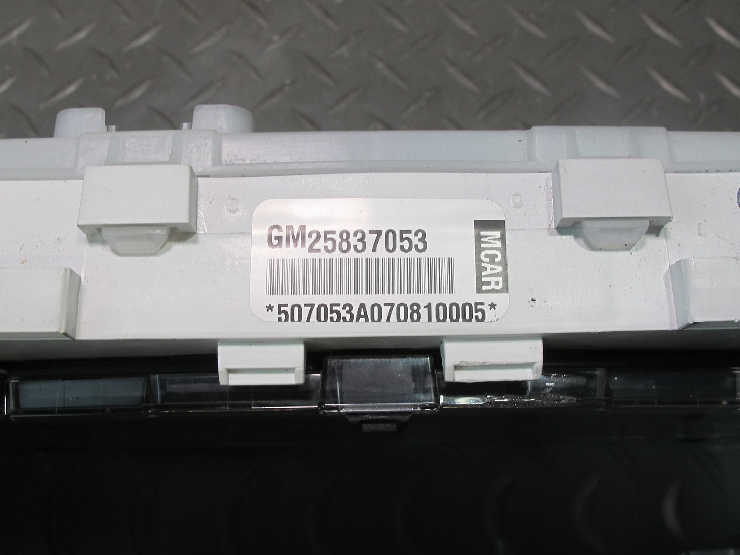 06-09 Pontiac Solstice 2.4L A/T Instrument Cluster Gauge Speedometer OEM