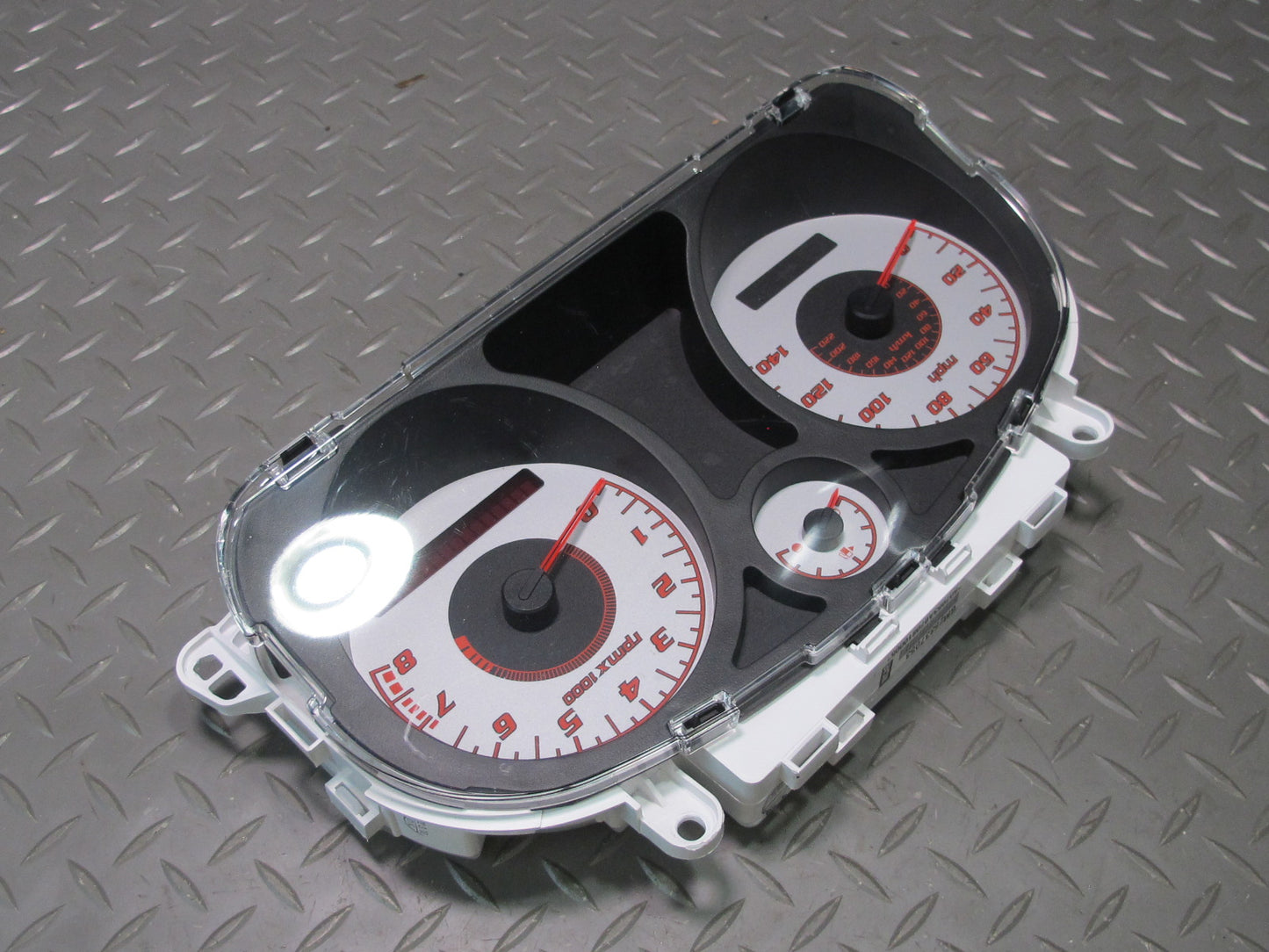 06-09 Pontiac Solstice 2.4L A/T Instrument Cluster Gauge Speedometer OEM