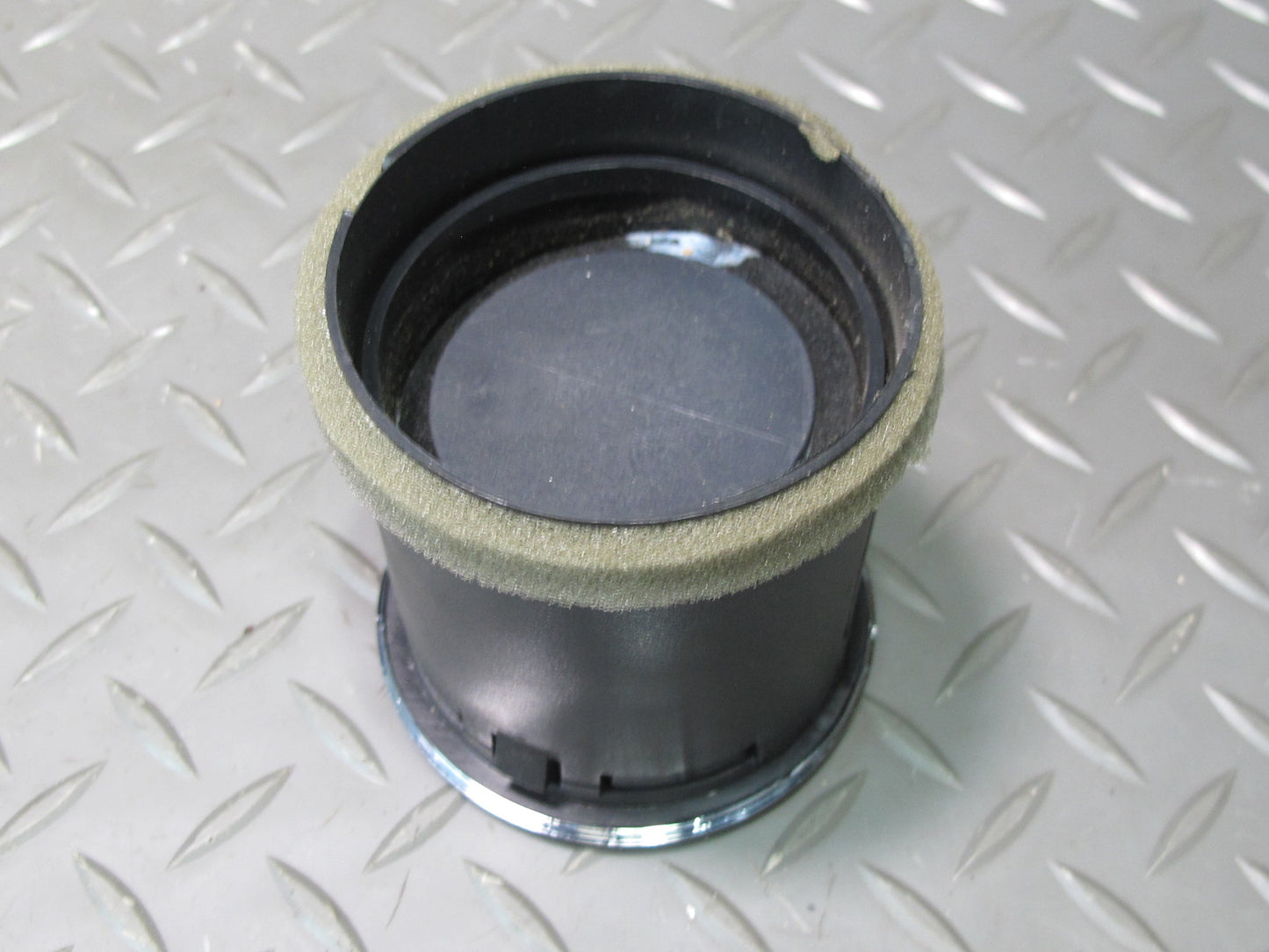 06-09 Pontiac Solstice Set of 4 Dash Front Left & Right A/C Air Vent OEM