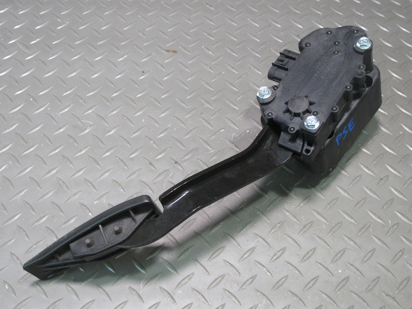 06-09 Pontiac Solstice Gas Acceleration Pedal 10351283 OEM