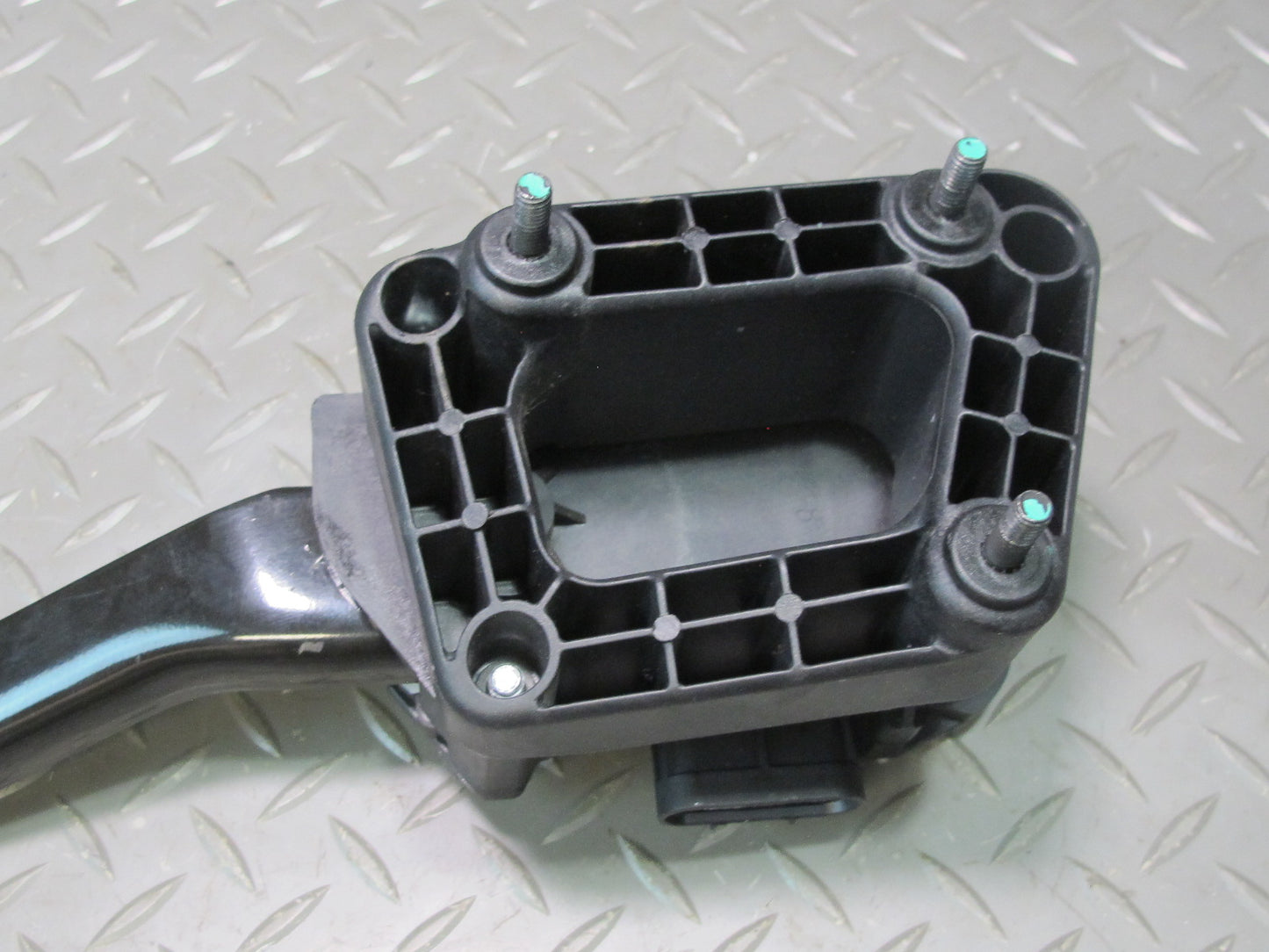 06-09 Pontiac Solstice Gas Acceleration Pedal 10351283 OEM