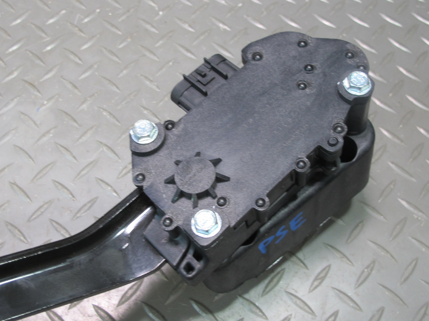 06-09 Pontiac Solstice Gas Acceleration Pedal 10351283 OEM