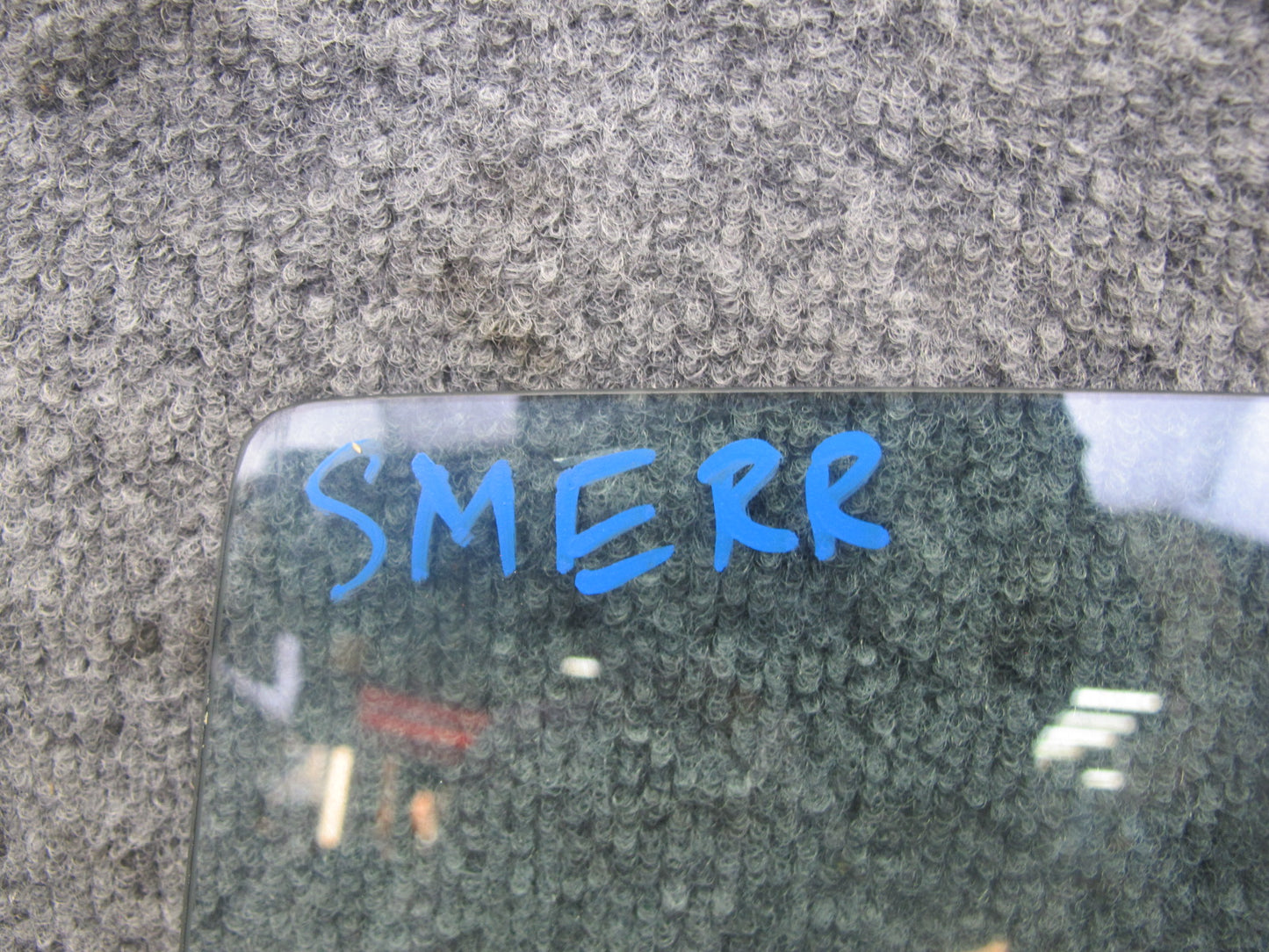 75-85 Mercedes W123 300D 240D Sedan Rear Right Door Glass Window OEM