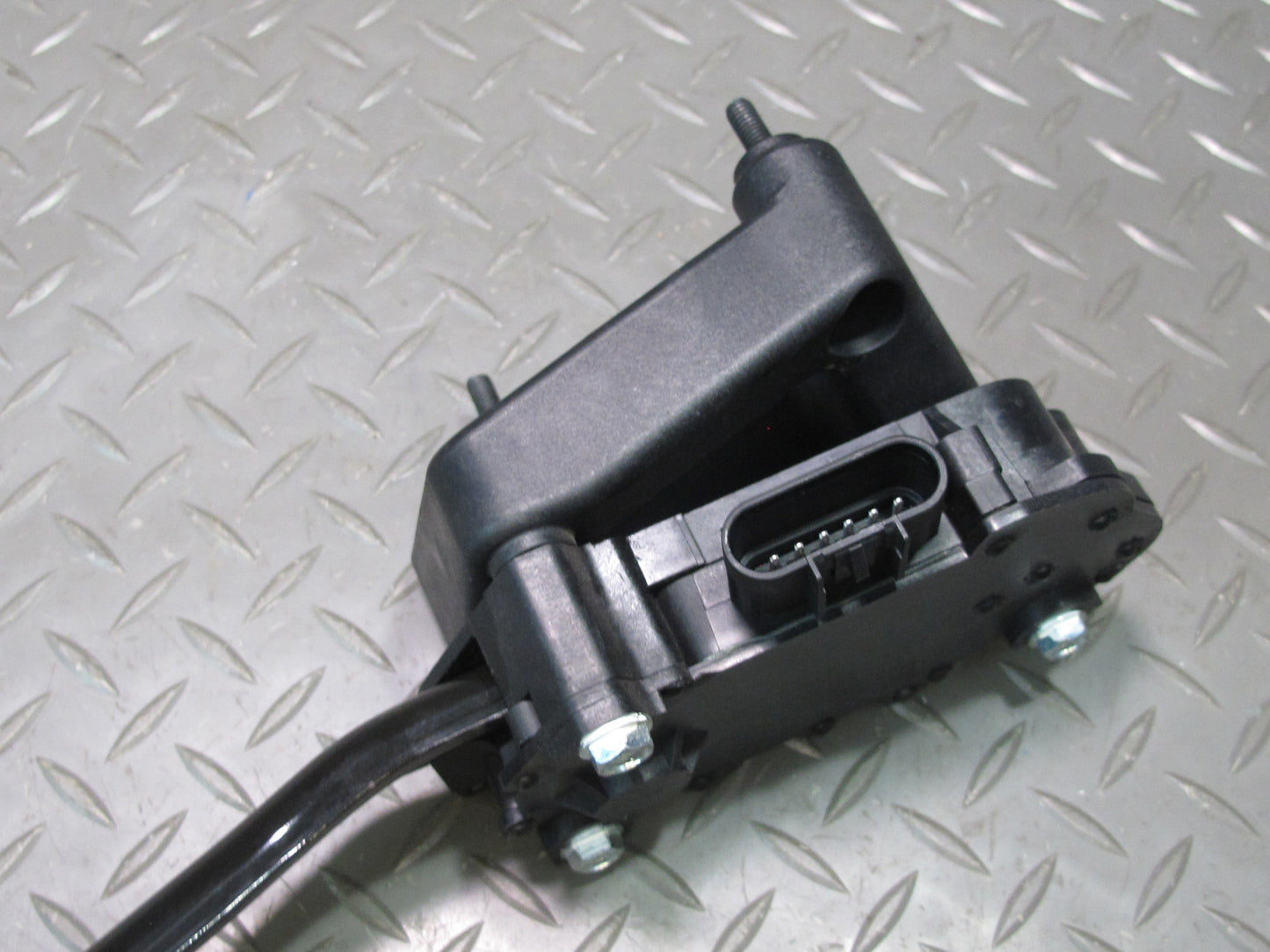 06-09 Pontiac Solstice Gas Acceleration Pedal 10351283 OEM