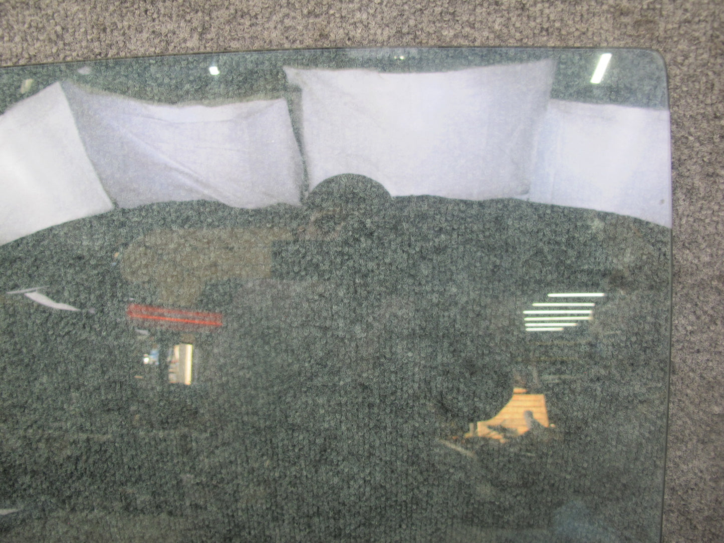 75-85 Mercedes W123 300D 240D Sedan Rear Right Door Glass Window OEM