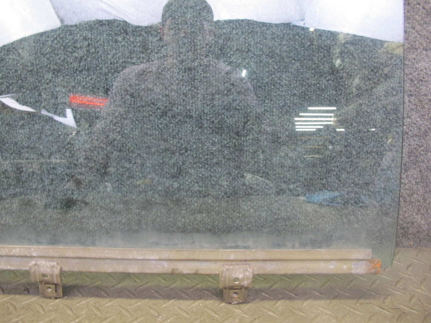 75-85 Mercedes W123 300D 240D Sedan Rear Left Door Glass Window OEM