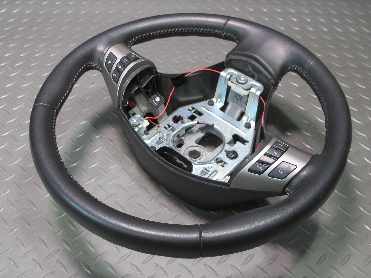 06-08 Pontiac Solstice Multifunction Leather Steering Black 20K 15944303 OEM