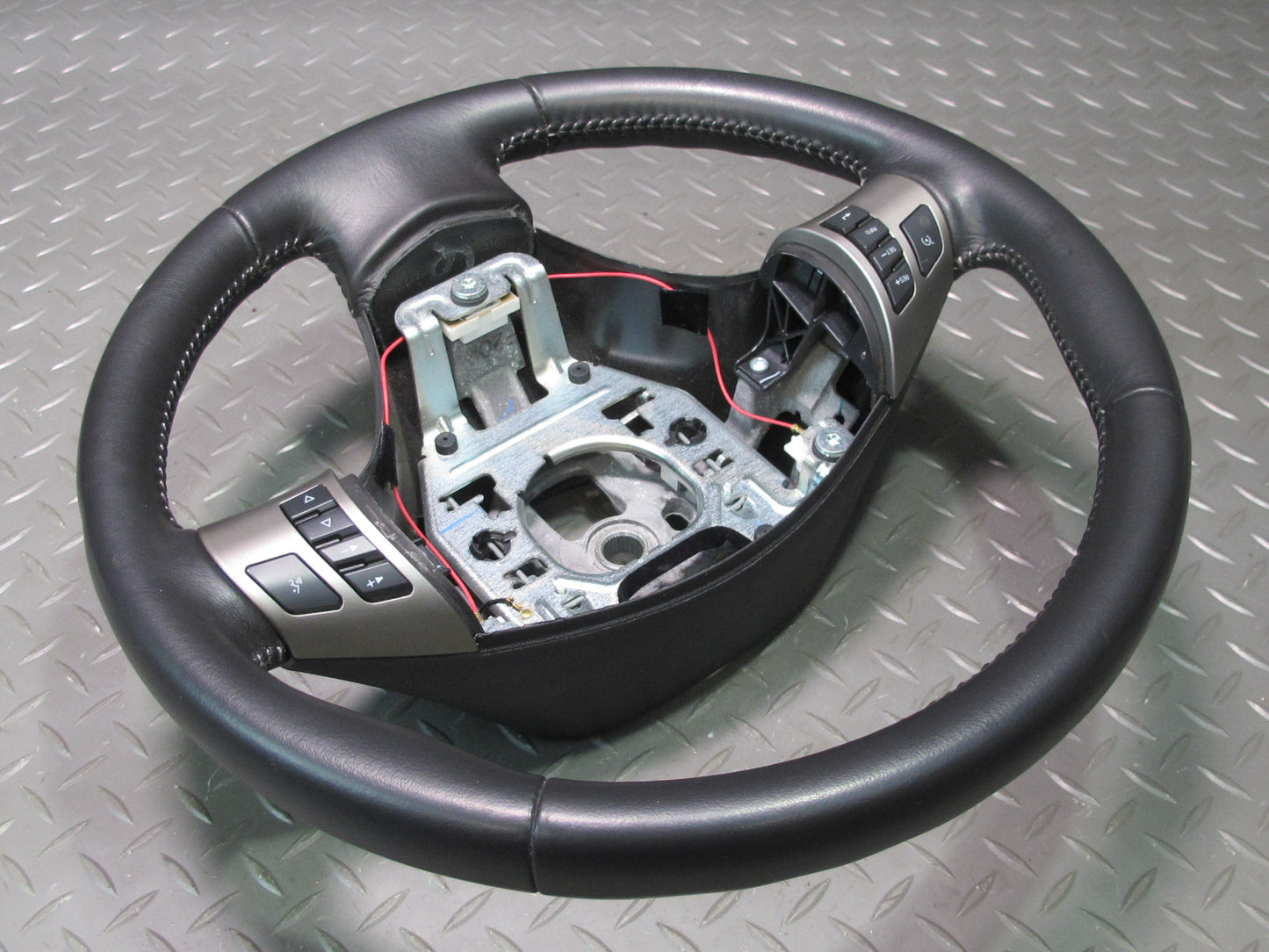 06-08 Pontiac Solstice Multifunction Leather Steering Black 20K 15944303 OEM