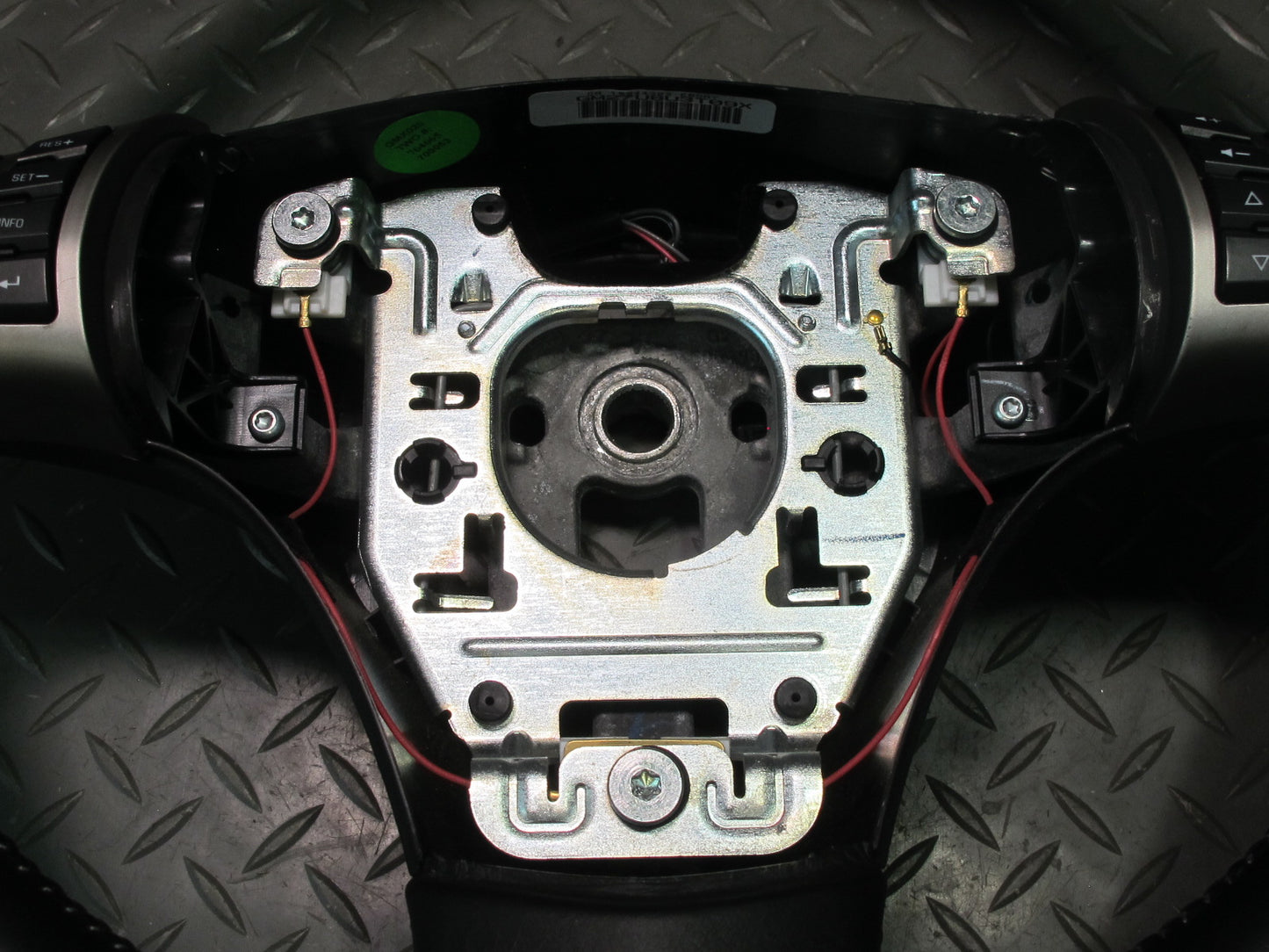 06-08 Pontiac Solstice Multifunction Leather Steering Black 20K 15944303 OEM