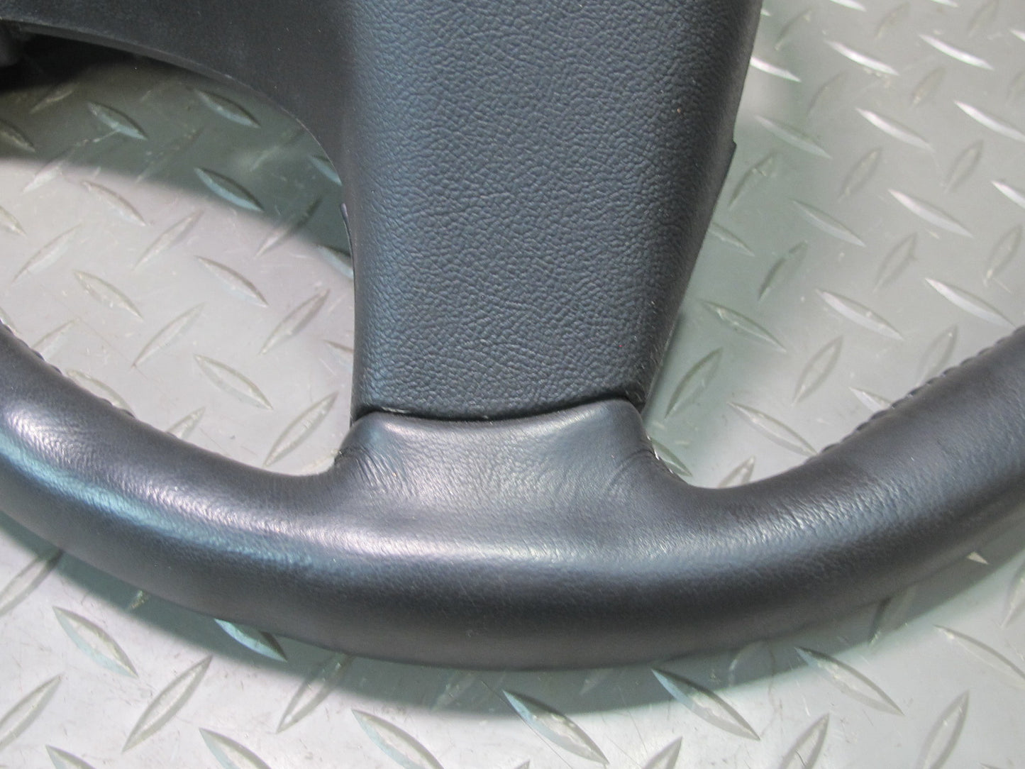 06-08 Pontiac Solstice Multifunction Leather Steering Black 20K 15944303 OEM