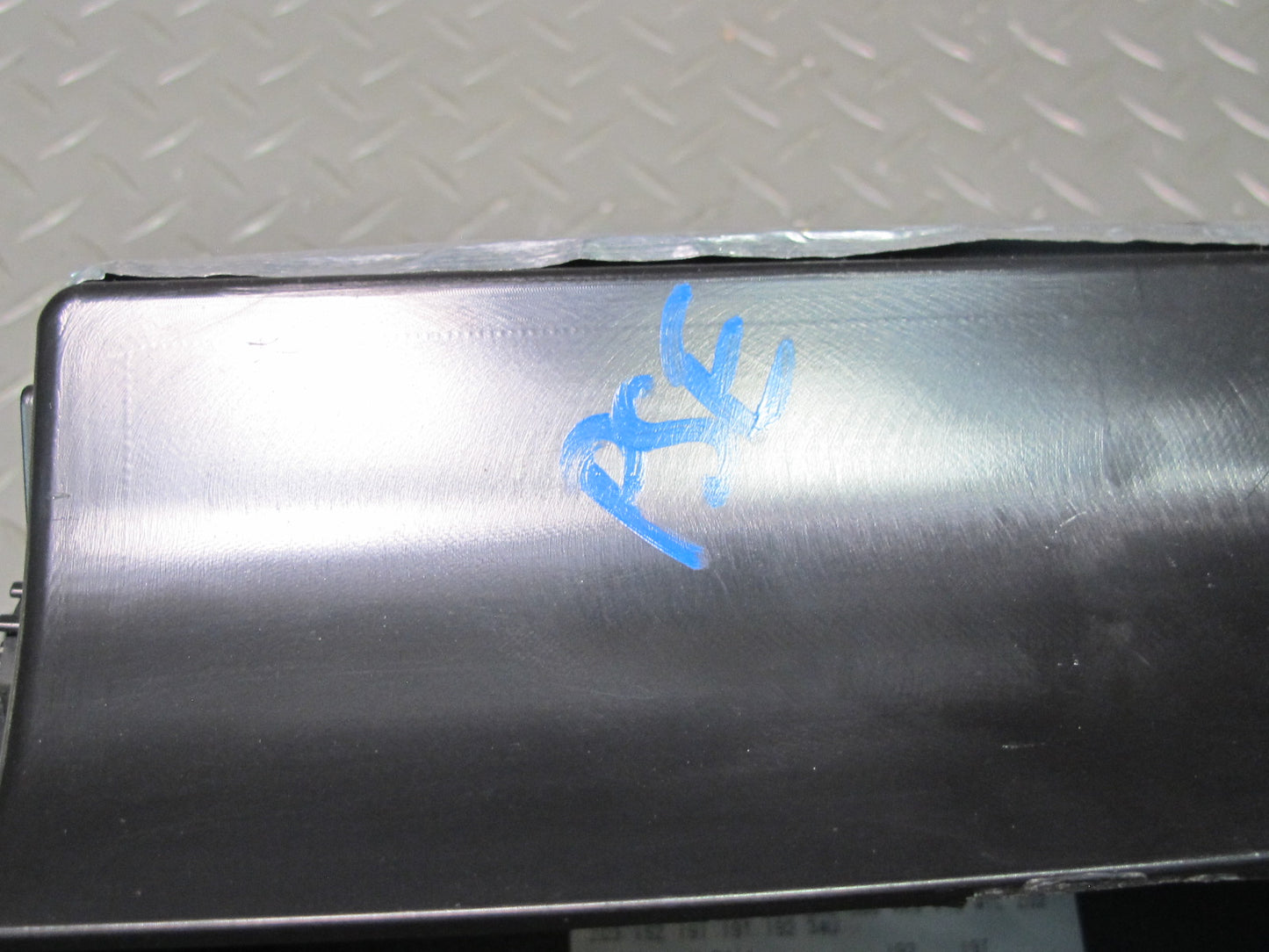 06-09 Pontiac Solstice Dash Front Right Glove Box Compartment Storage OEM