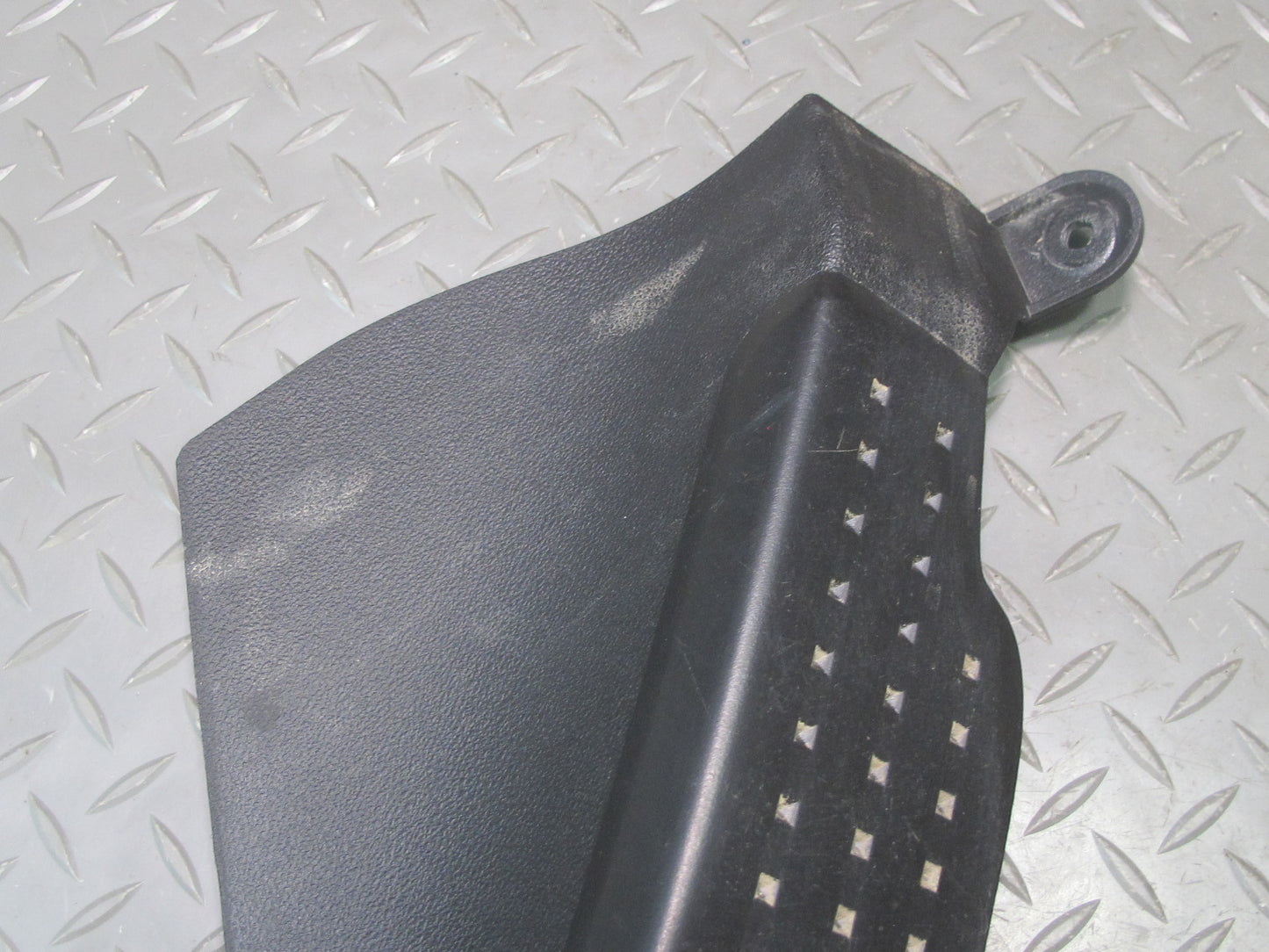 06-10 Pontiac Solstice Saturn SKY Left Side Foot Rest Pedal Black 15254326 OEM
