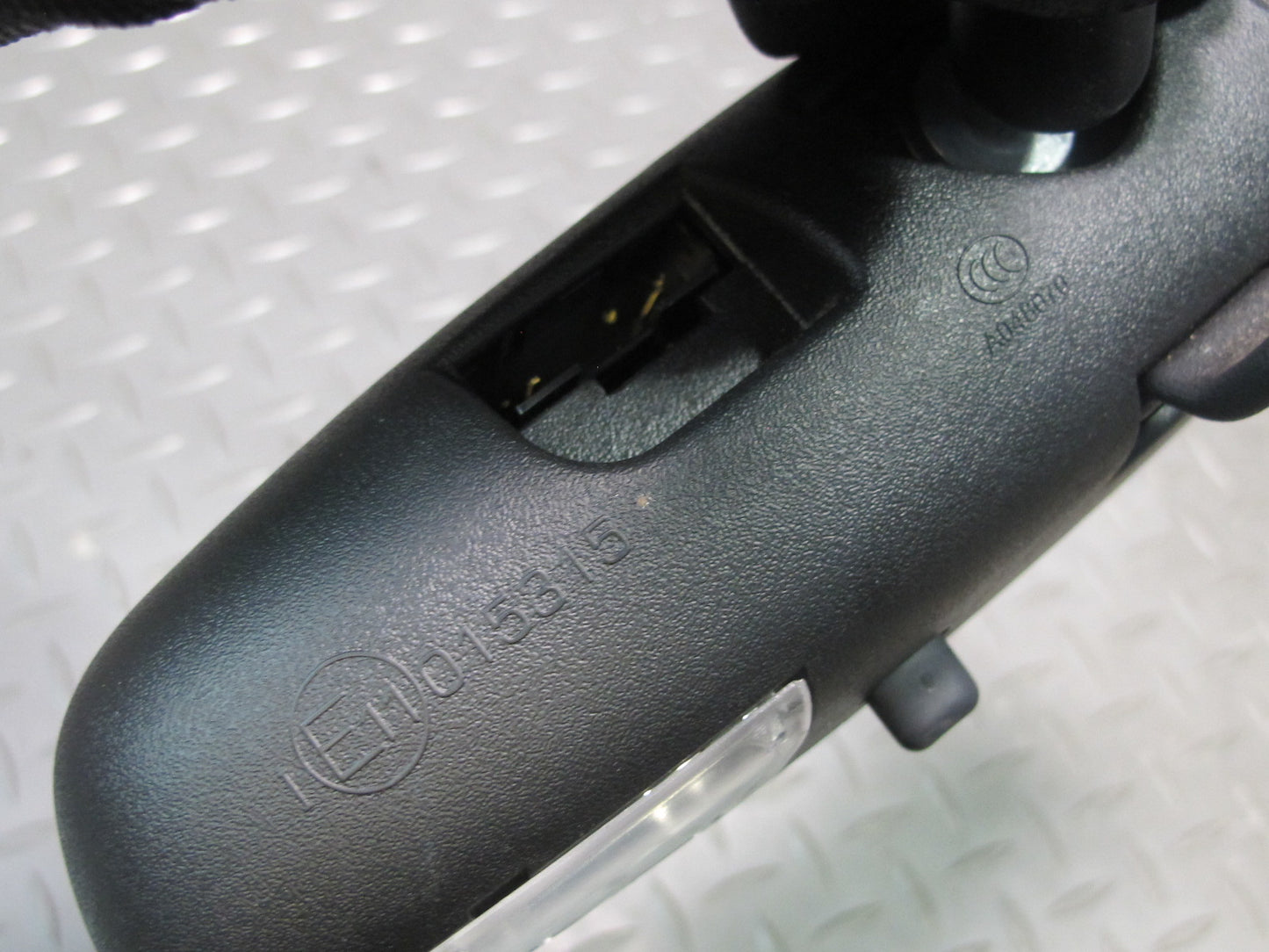 06-09 Pontiac Solstice Manual Dimming Interior Rear View Mirror OEM