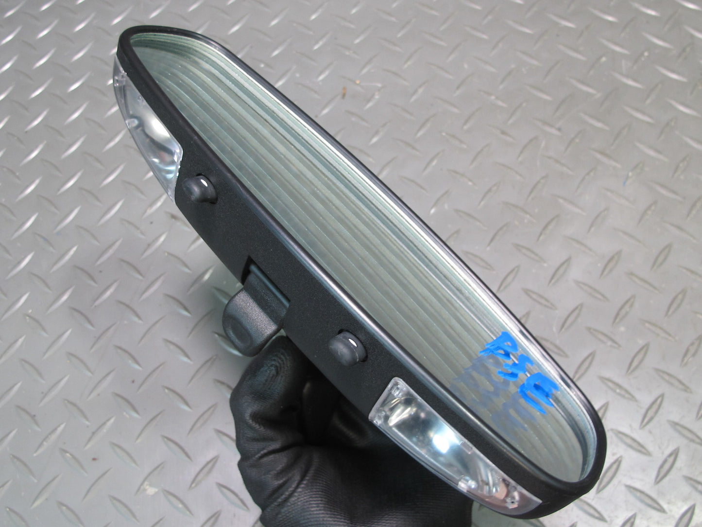 06-09 Pontiac Solstice Manual Dimming Interior Rear View Mirror OEM