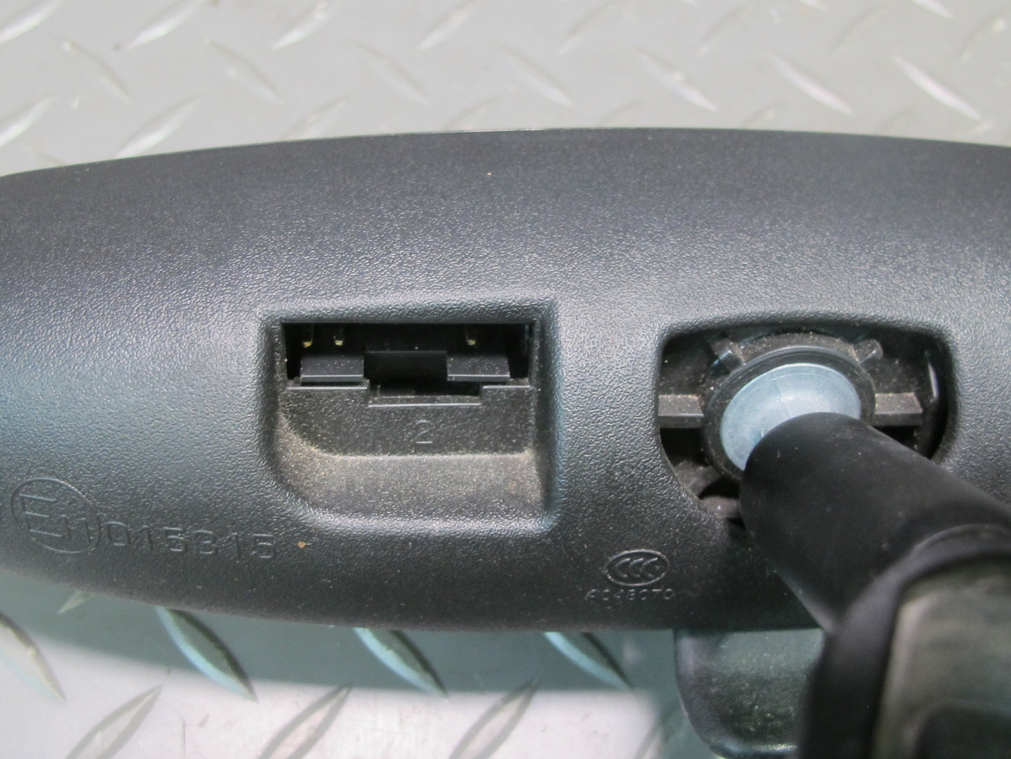 06-09 Pontiac Solstice Manual Dimming Interior Rear View Mirror OEM