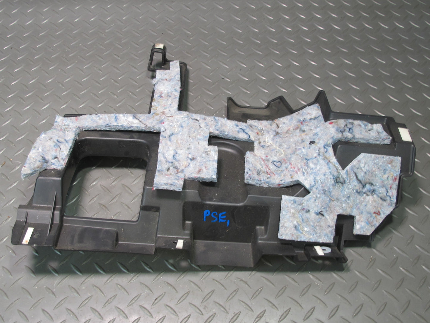 06-10 Pontiac Solstice Saturn SKY Dash Right Left Insulator Panel Black Set OEM