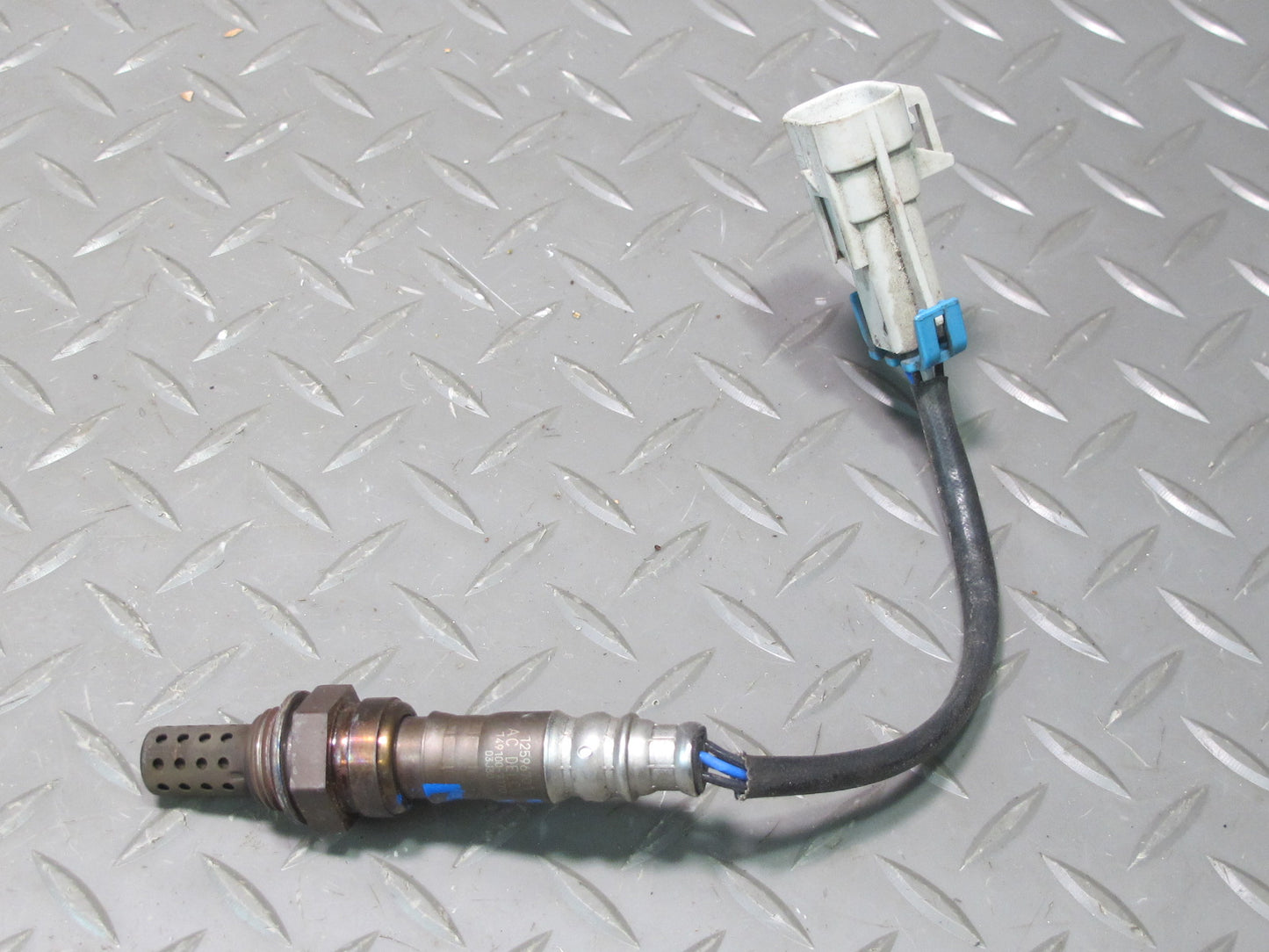 06-07 Pontiac Solstice 2.4L Set of 2 Exhaust Oxygen O2 Lambda Sensor OEM