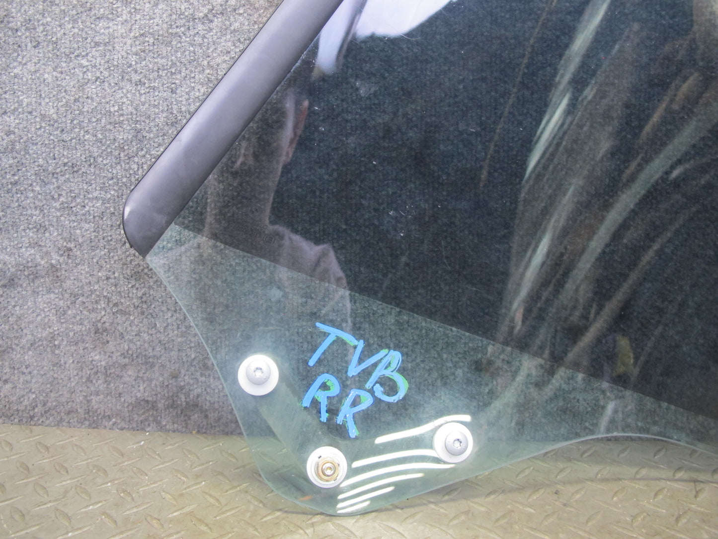 01-06 BMW E46 330ci Convertible Rear Right Quarter Glass Window OEM