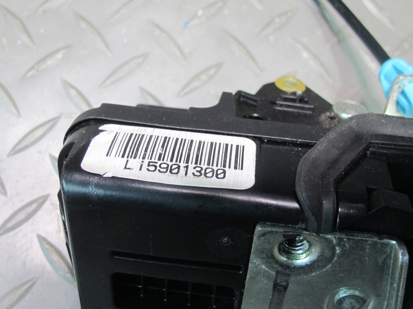 06-10 Pontiac Solstice Saturn SKY Left Door Lock Latch Actuator 15901300 OEM