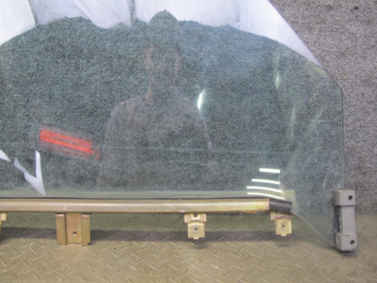 73-89 Mercedes R107 Convertible Front Left Driver Door Glass Window OEM