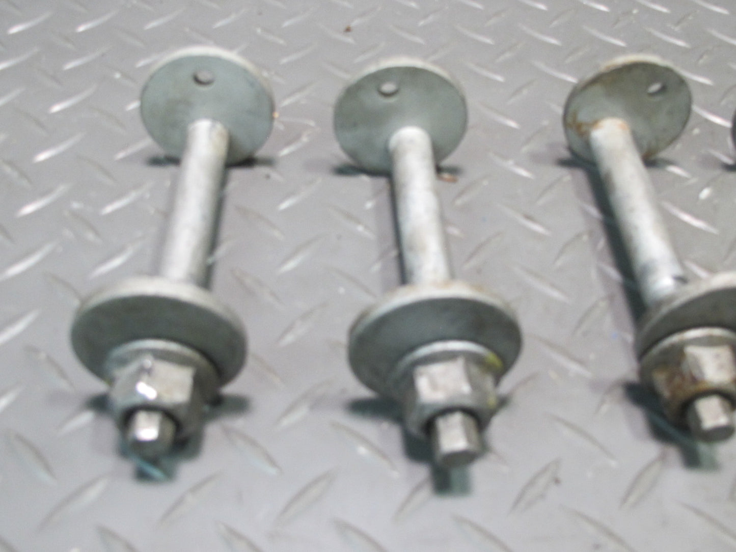 06-10 Pontiac Solstice Saturn SKY Set of 4 Rear Suspension Adjust Camber Bolt