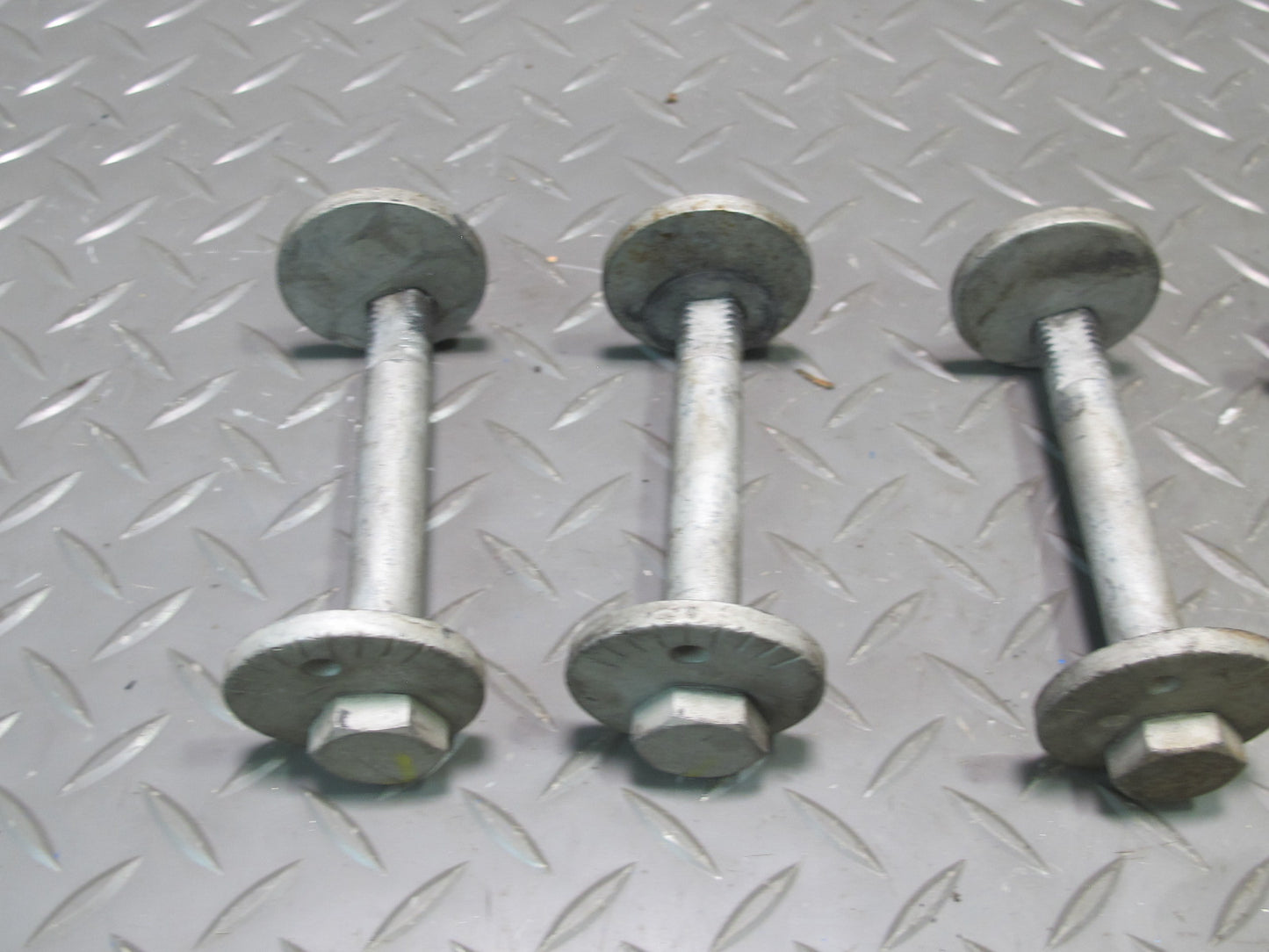 06-10 Pontiac Solstice Saturn SKY Set of 4 Rear Suspension Adjust Camber Bolt