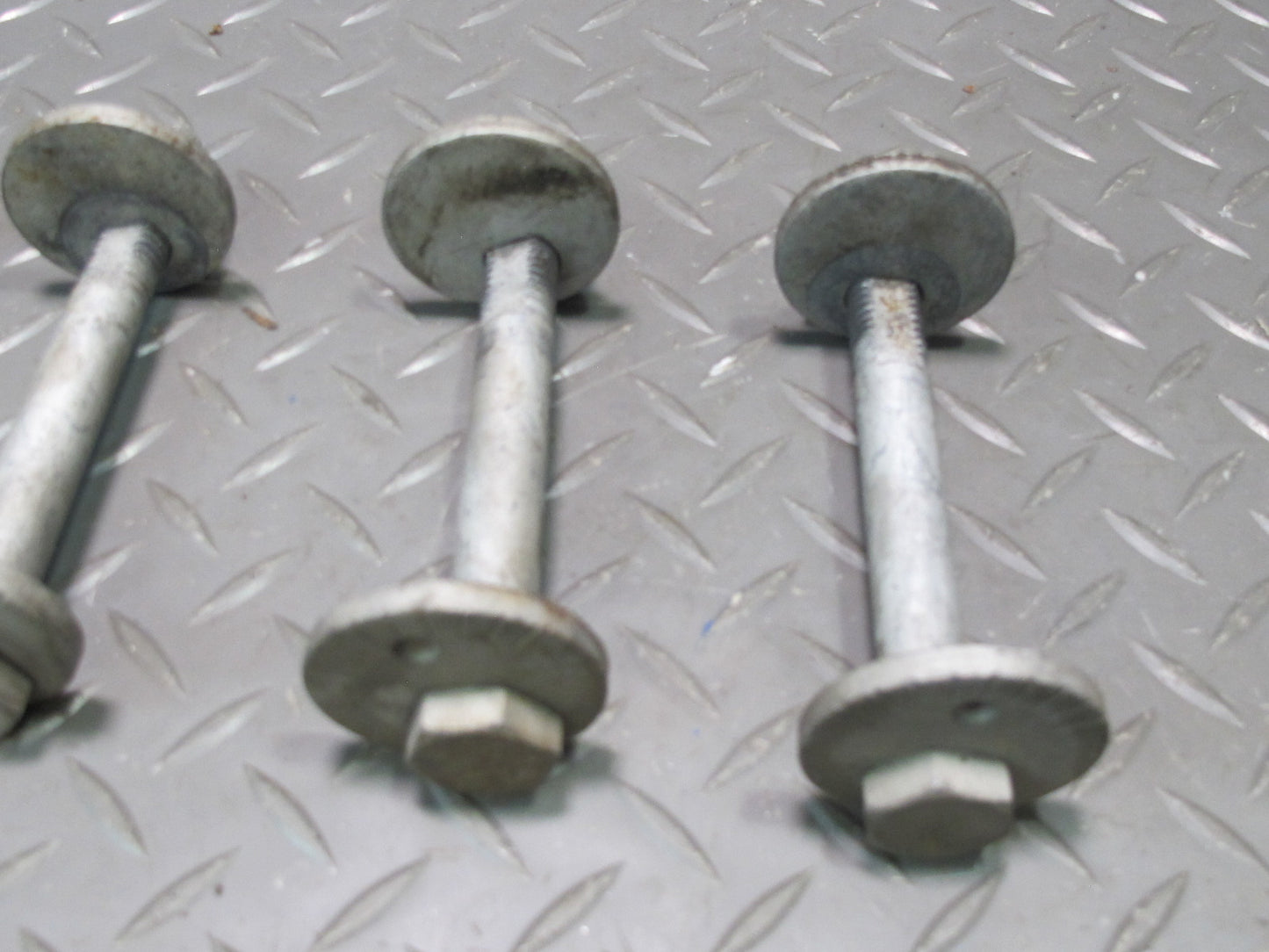 06-10 Pontiac Solstice Saturn SKY Set of 4 Rear Suspension Adjust Camber Bolt