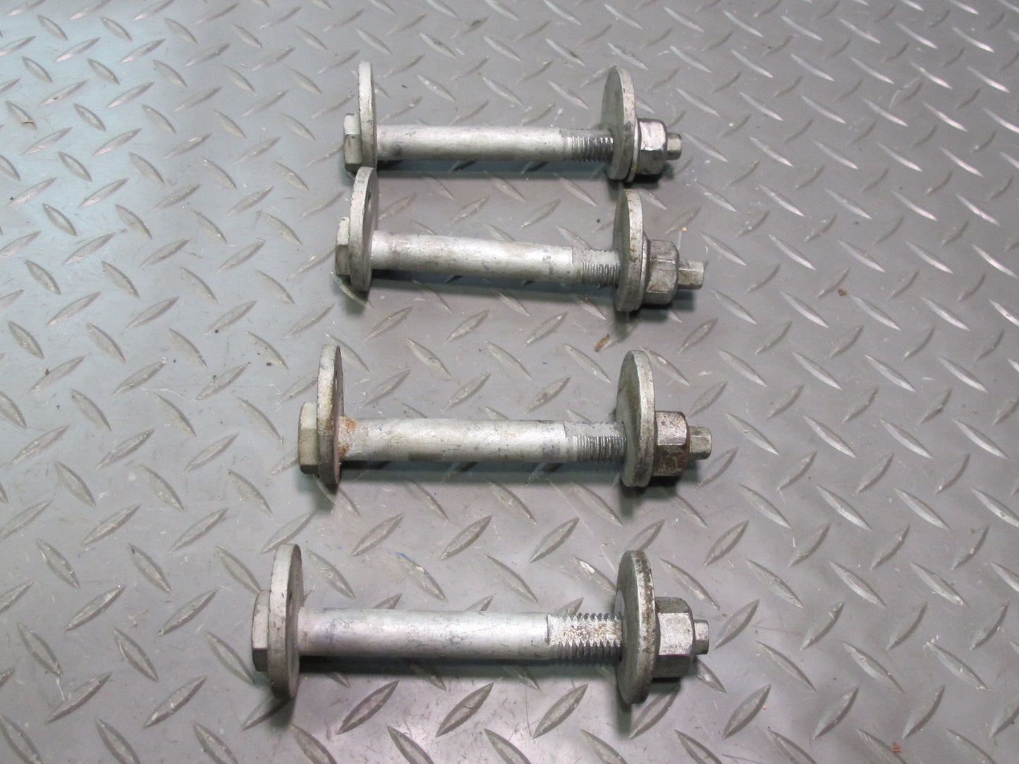 06-10 Pontiac Solstice Saturn SKY Set of 4 Rear Suspension Adjust Camber Bolt