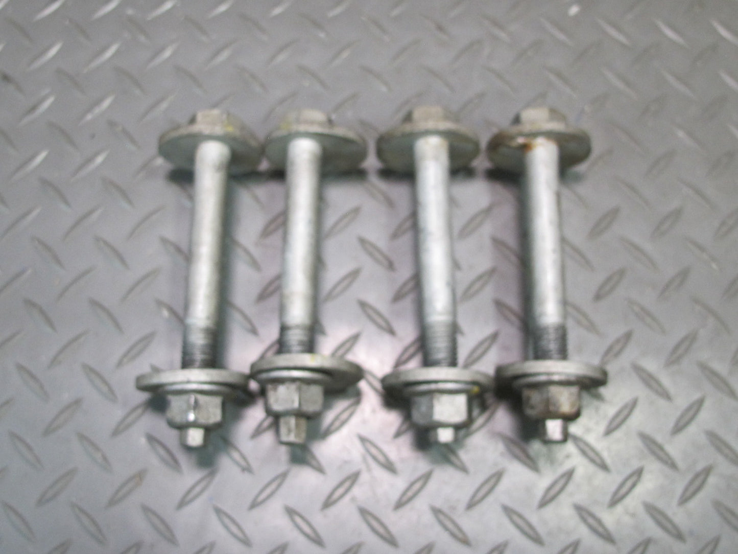 06-10 Pontiac Solstice Saturn SKY Set of 4 Rear Suspension Adjust Camber Bolt
