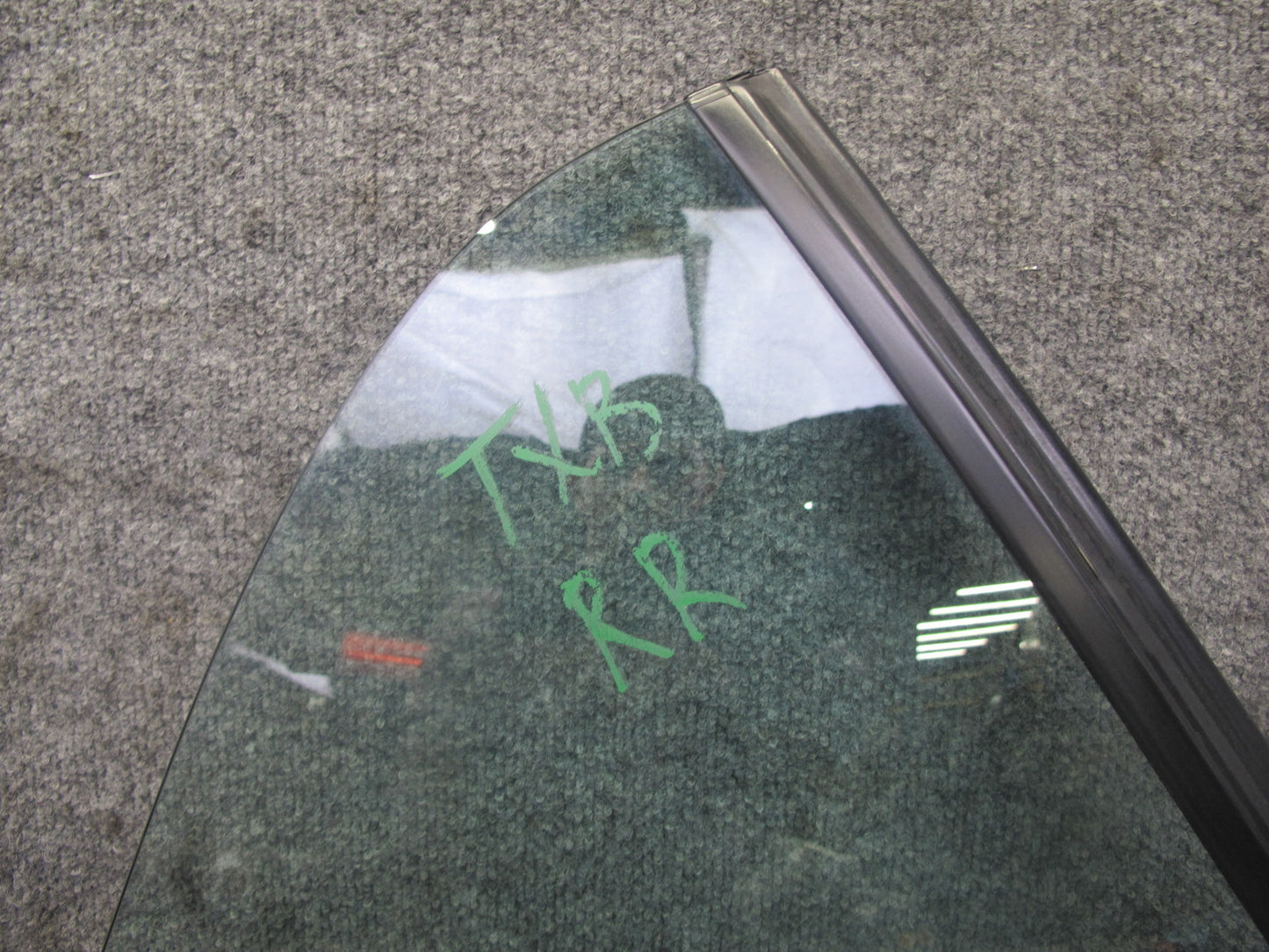 94-99 BMW E36 328ic Convertible Rear Right Quarter Glass Window OEM