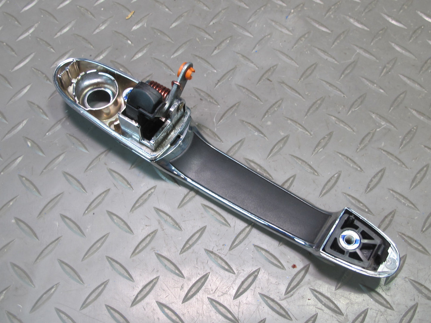 06-10 Pontiac Solstice Saturn SKY Left Driver Door Exterior Handle OEM