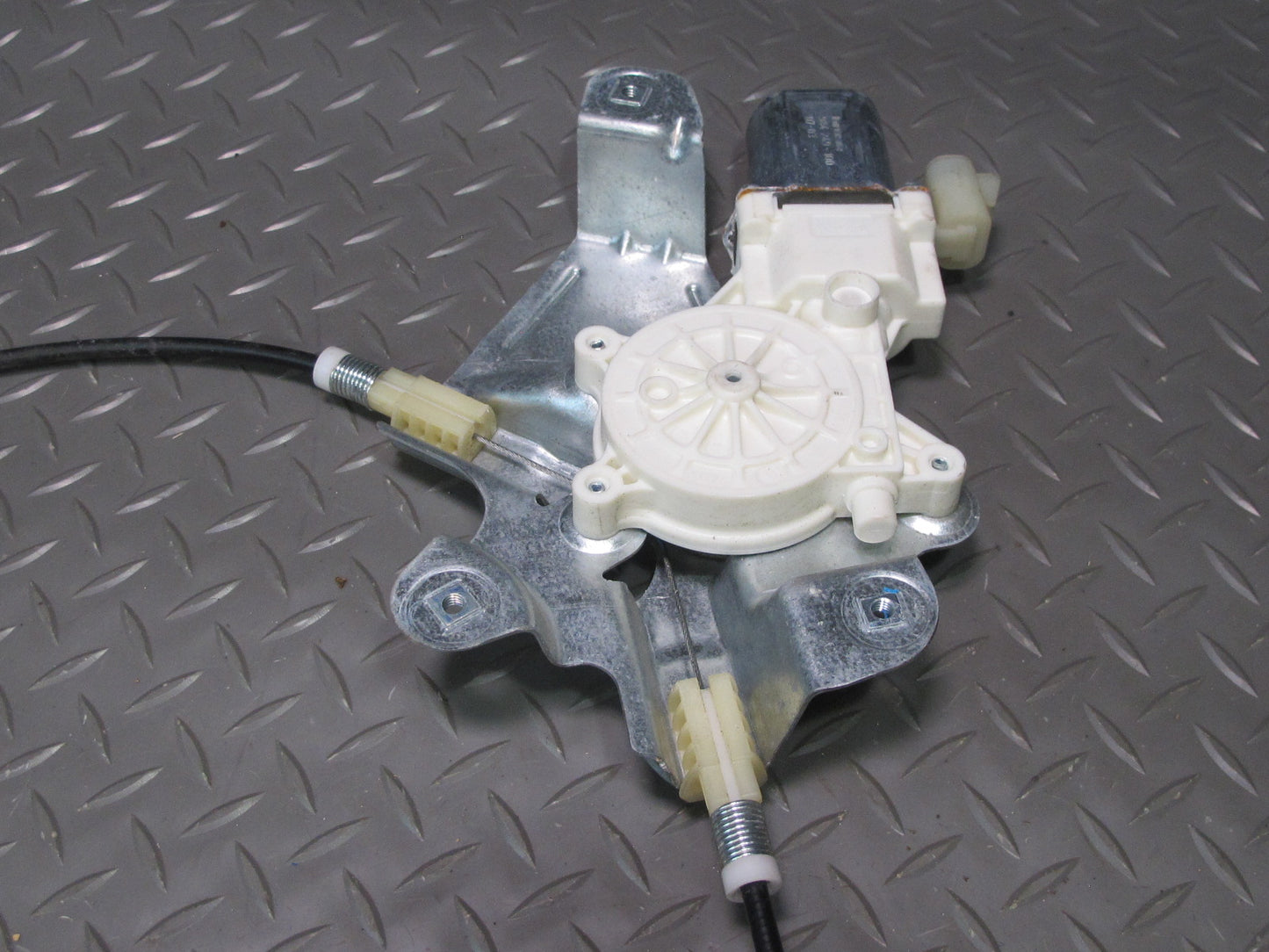 06-10 Pontiac Solstice Saturn SKY Right Door Window Regulator w Motor 20K OEM