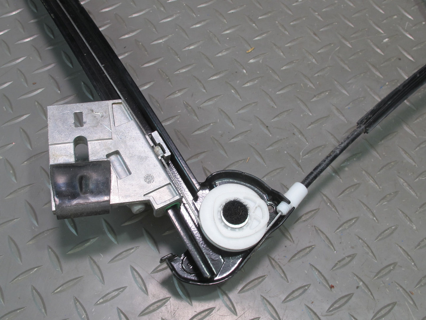 06-10 Pontiac Solstice Saturn SKY Right Door Window Regulator w Motor 20K OEM