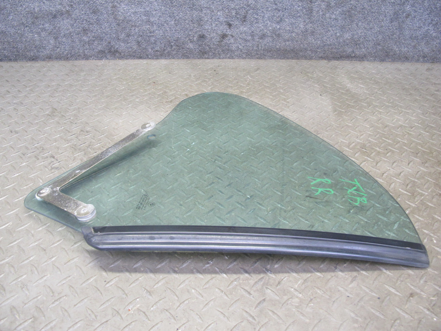 94-99 BMW E36 328ic Convertible Rear Right Quarter Glass Window OEM