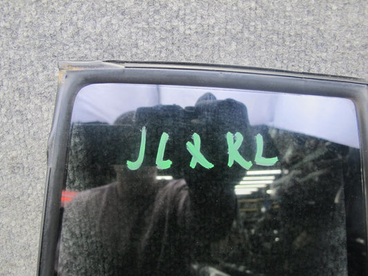 2004-2007 Lexus UZJ100L LX470 Rear Left Door Vent Fixed Glass Window