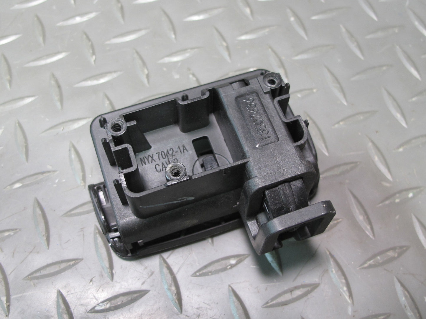 06-10 Pontiac Solstice SKY 2.4L A/T ECM ECU Ignition Door Glove Lock KEY Set OEM