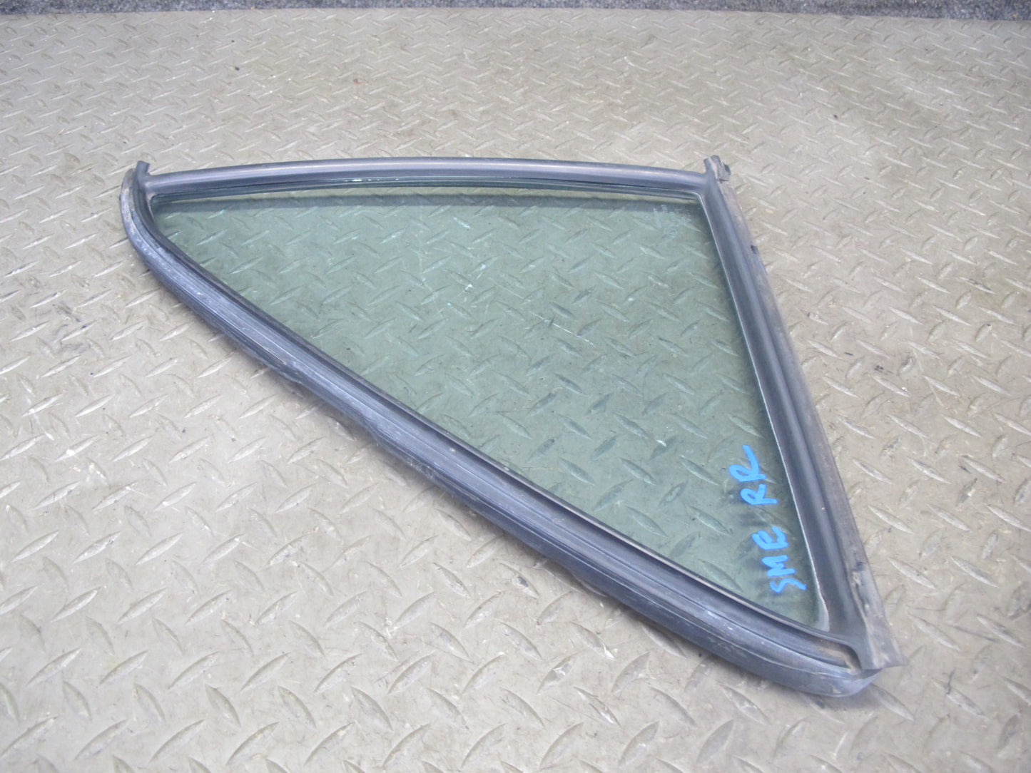 77-85 Mercedes W123 300D 240D Sedan Rear Right Door Vent Glass Window OEM