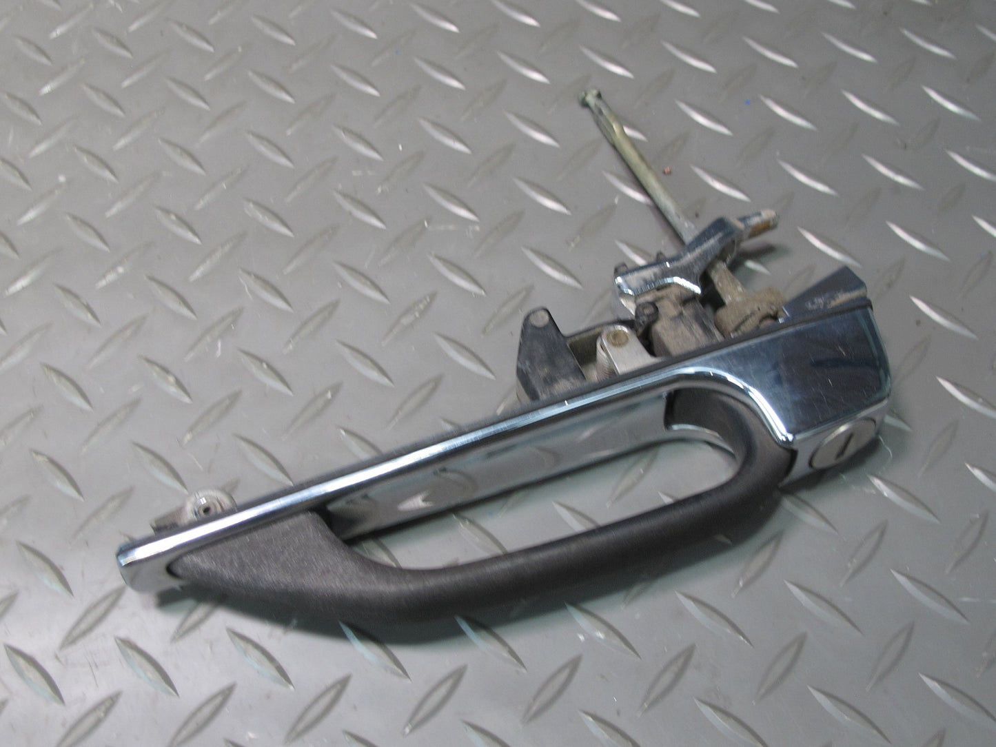 81-85 Mercedes W123 Diesel Ignition Switch Door Handle & Trunk Lock KEY Set OEM