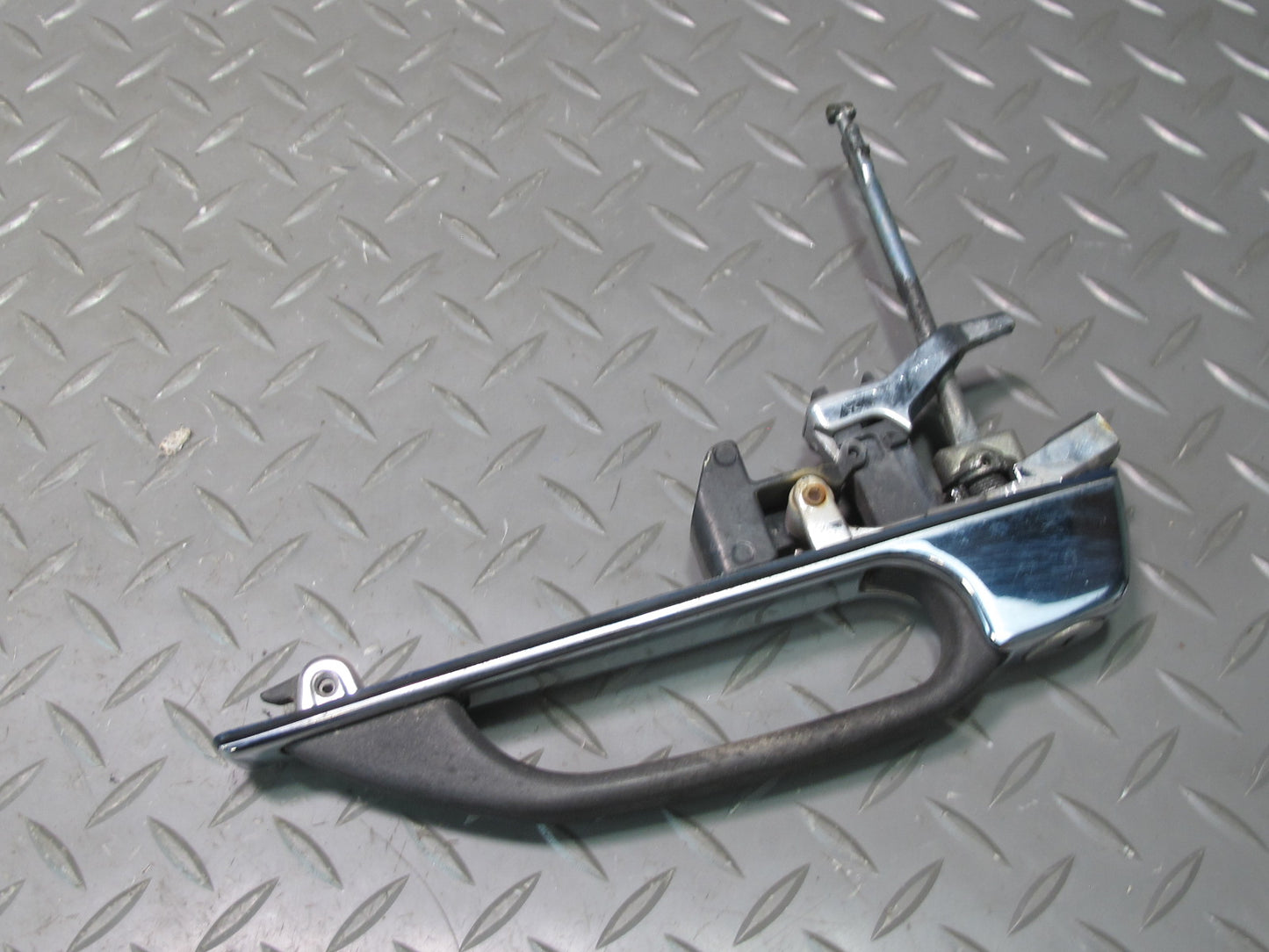 81-85 Mercedes W123 Diesel Ignition Switch Door Handle & Trunk Lock KEY Set OEM